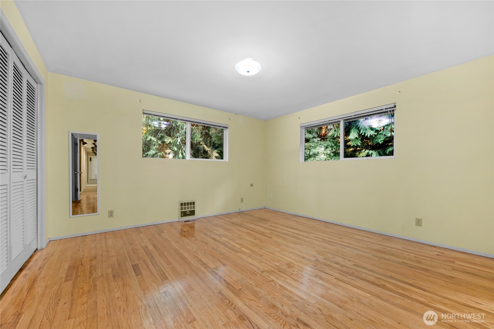 19331 37th Avenue Property Photo 28