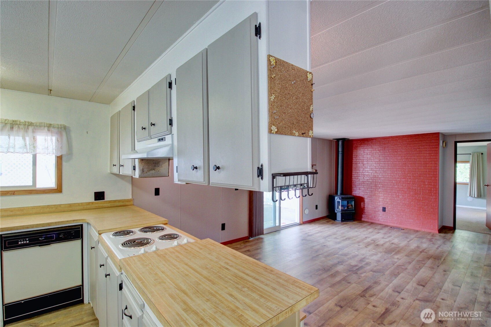 2725 E Fir Street 67 Property Photo 13
