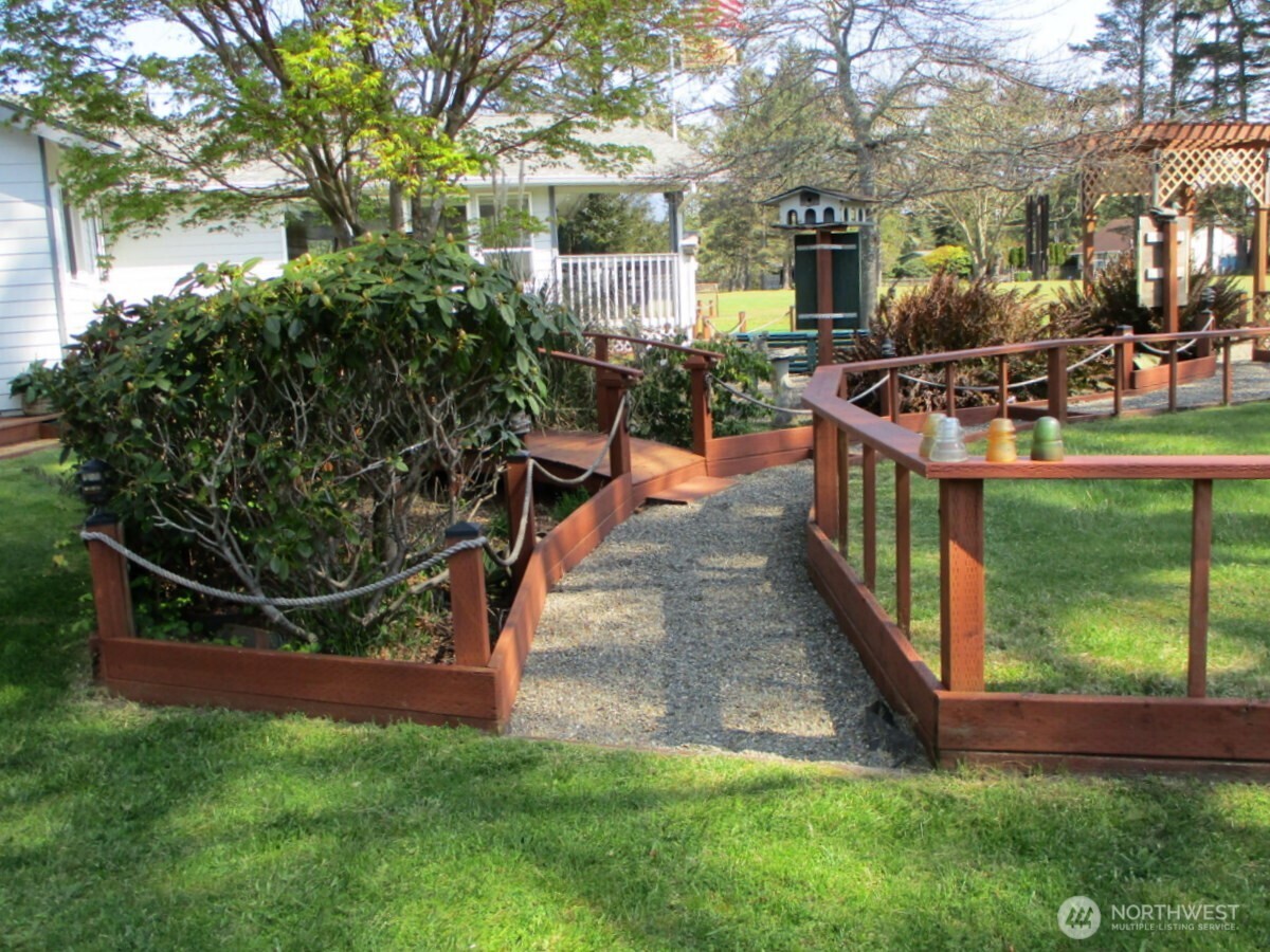 448 Octopus Avenue Property Photo 3