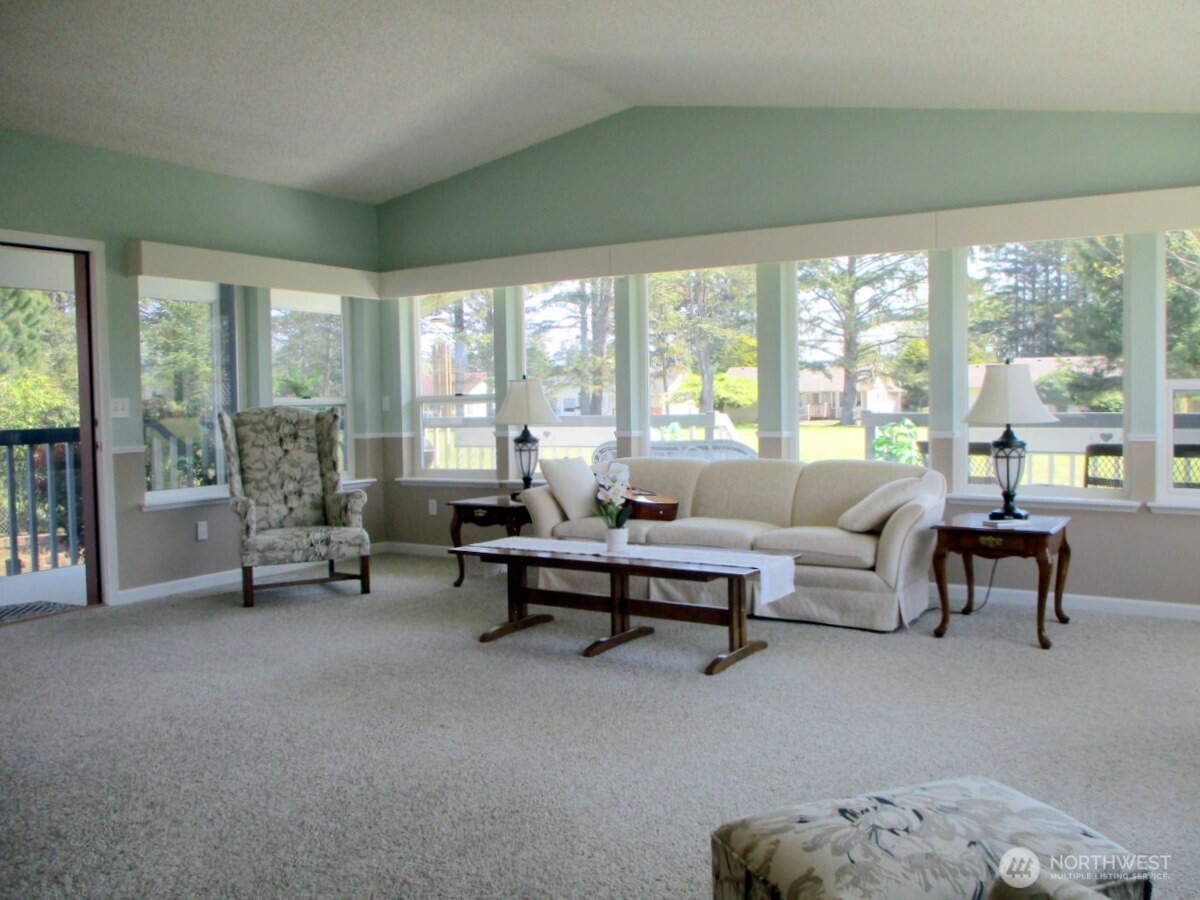 448 Octopus Avenue Property Photo 5