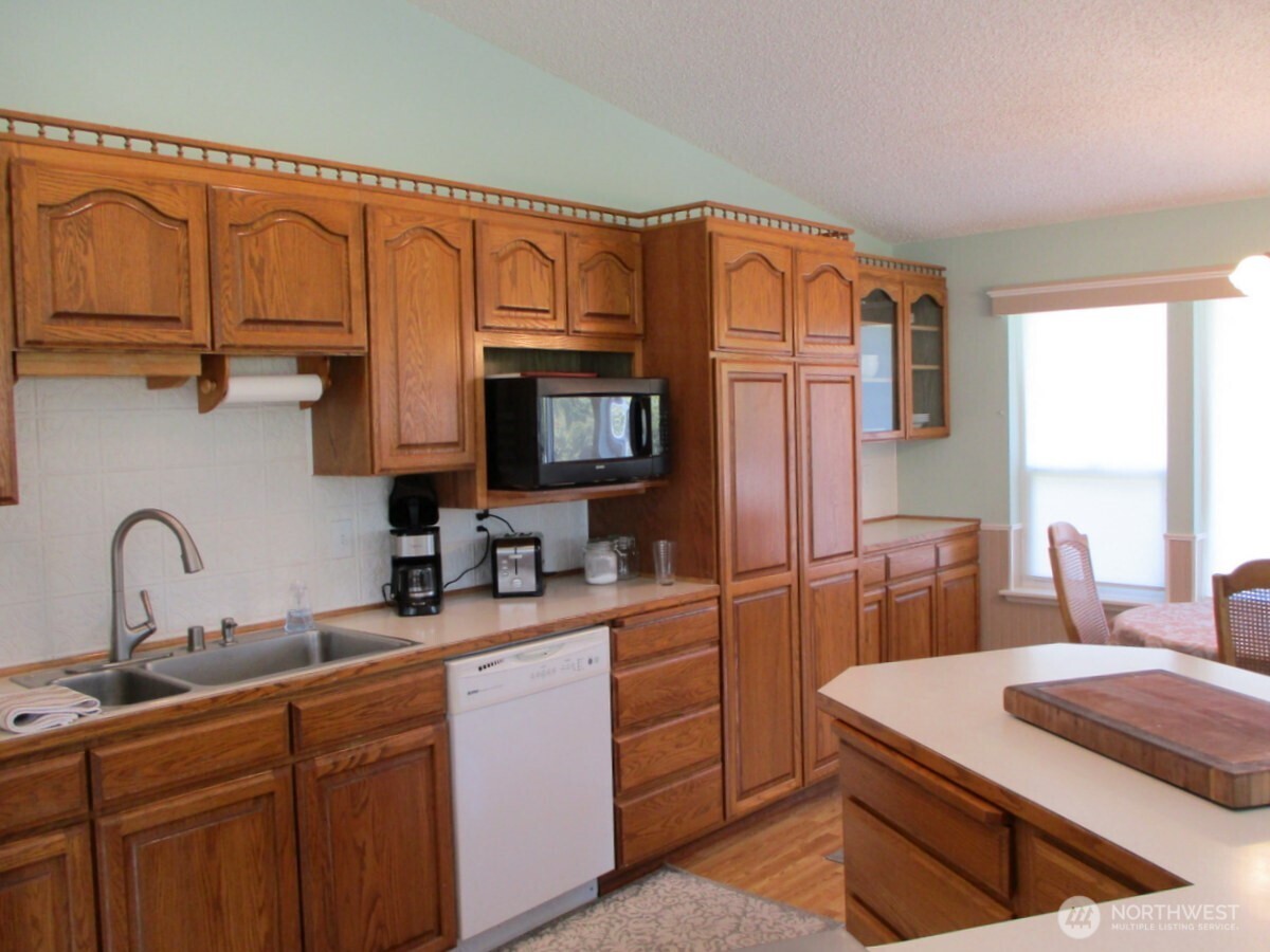 448 Octopus Avenue Property Photo 12