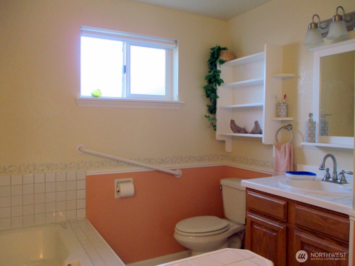 448 Octopus Avenue Property Photo 22