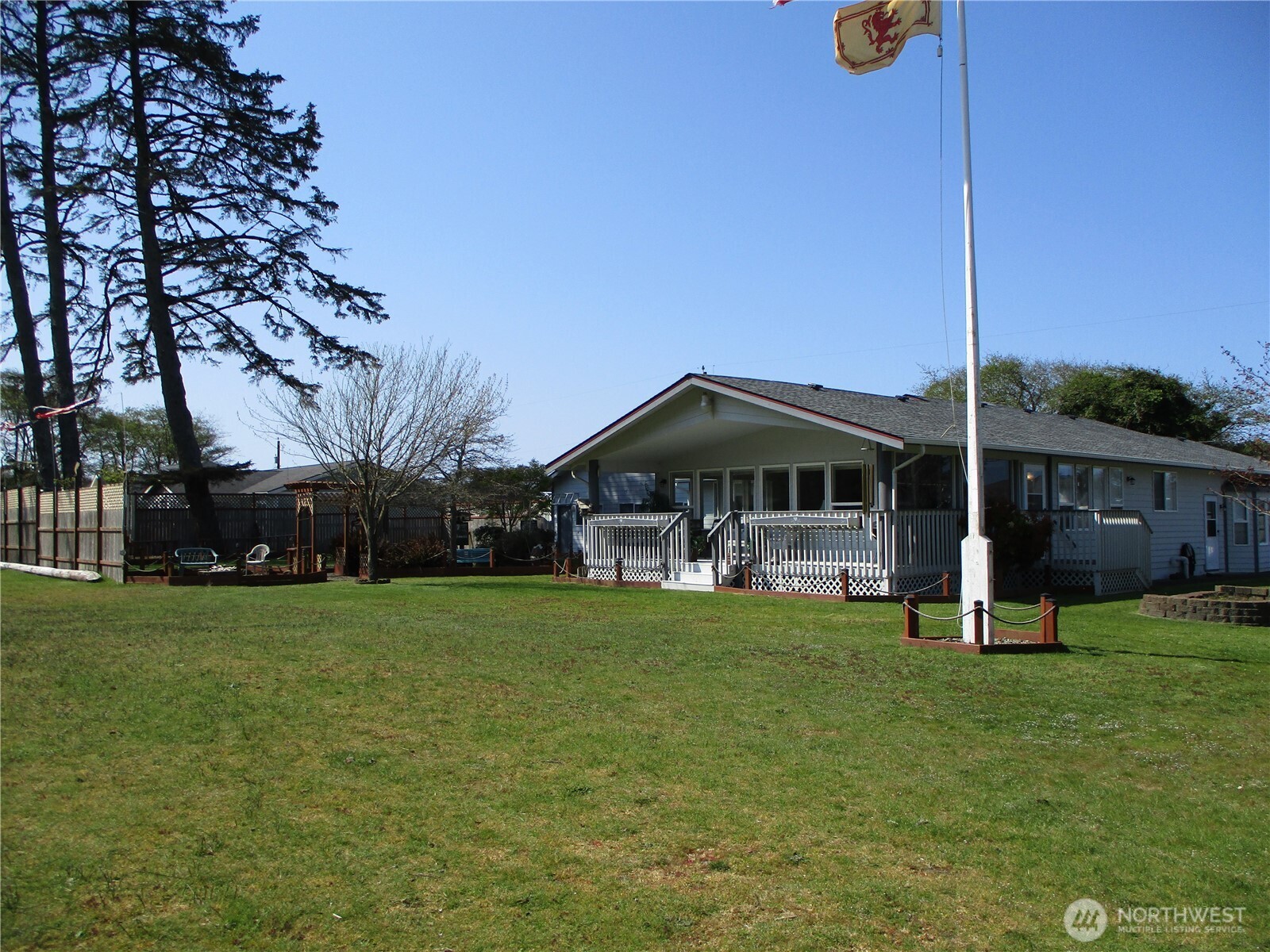 448 Octopus Avenue Property Photo 33