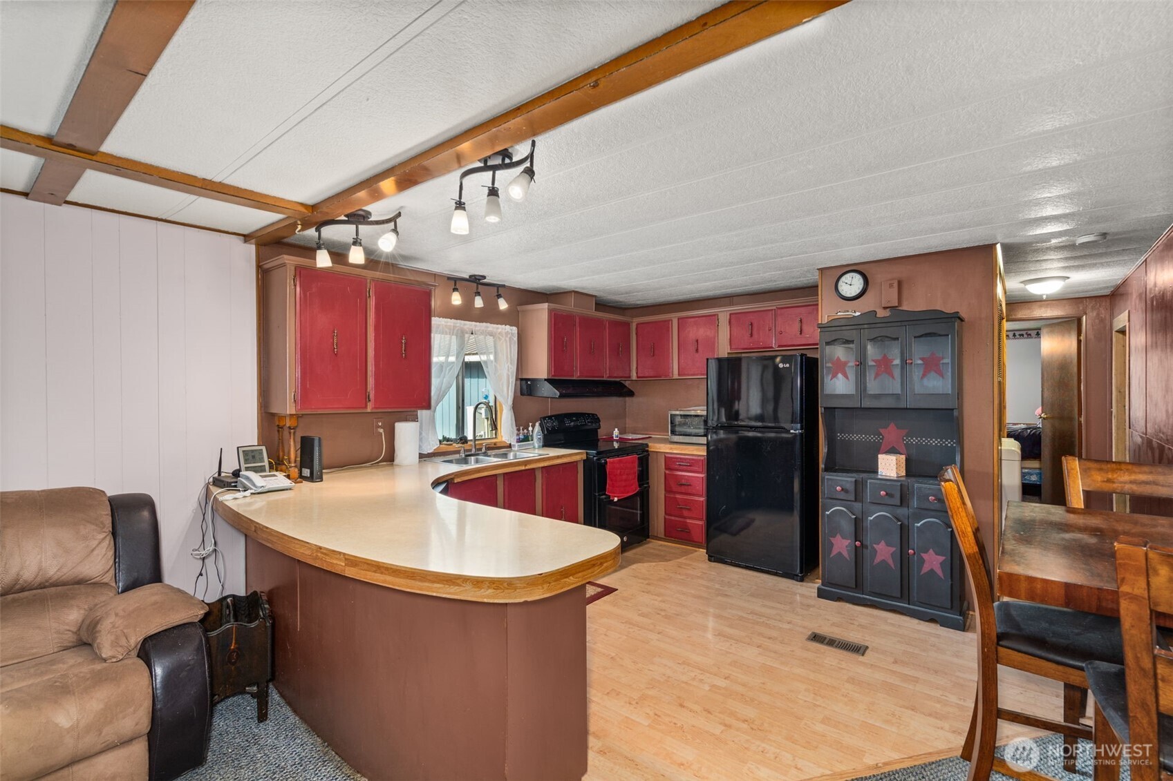 886 21 Salmon Creek Road 21 Property Photo 10