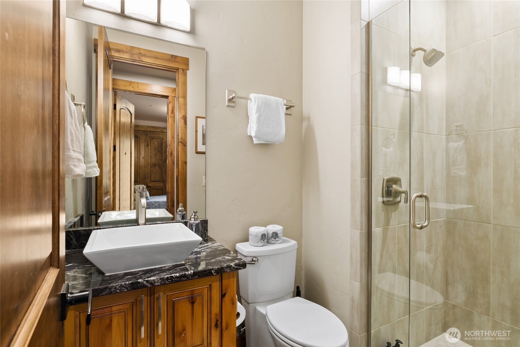 1060 Spragger Way Property Photo 27