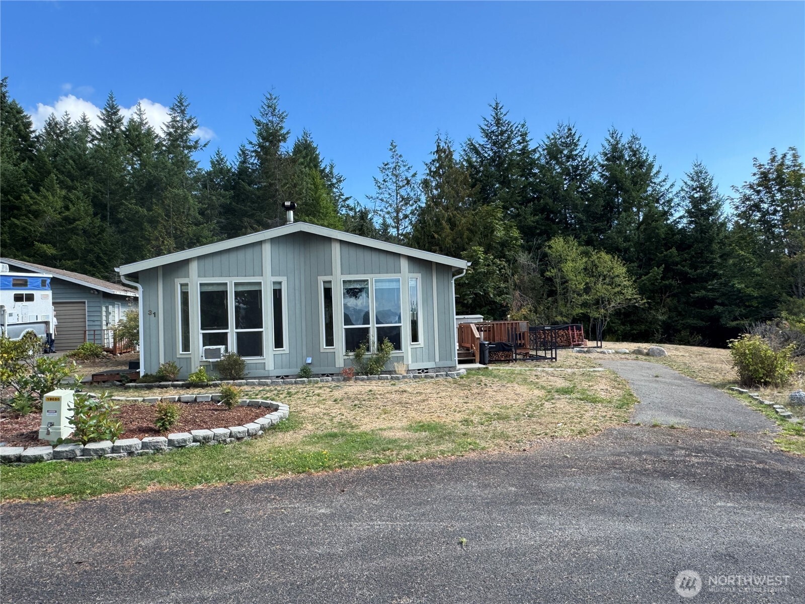 31 Hood Place Property Photo 17