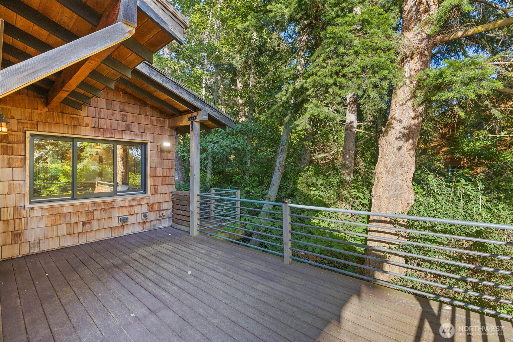 90 Montgomery Lane Property Photo 6