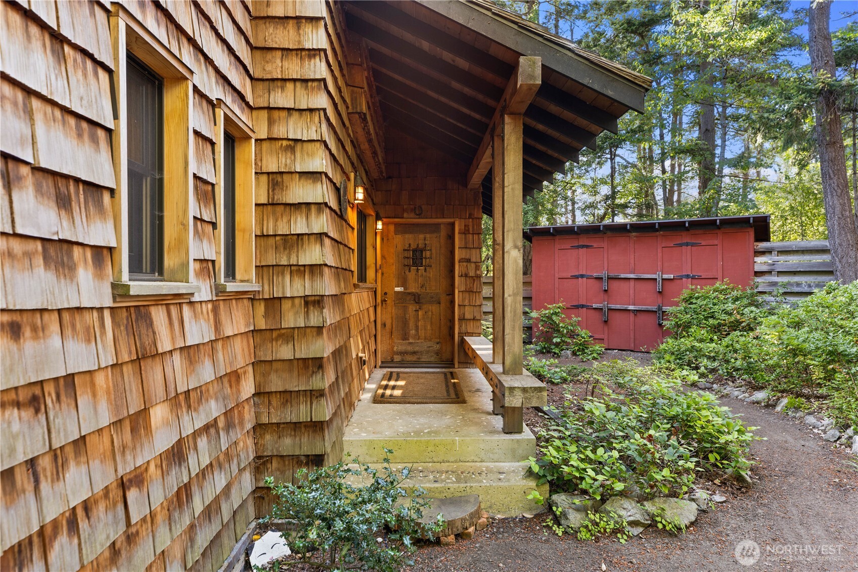 90 Montgomery Lane Property Photo 14