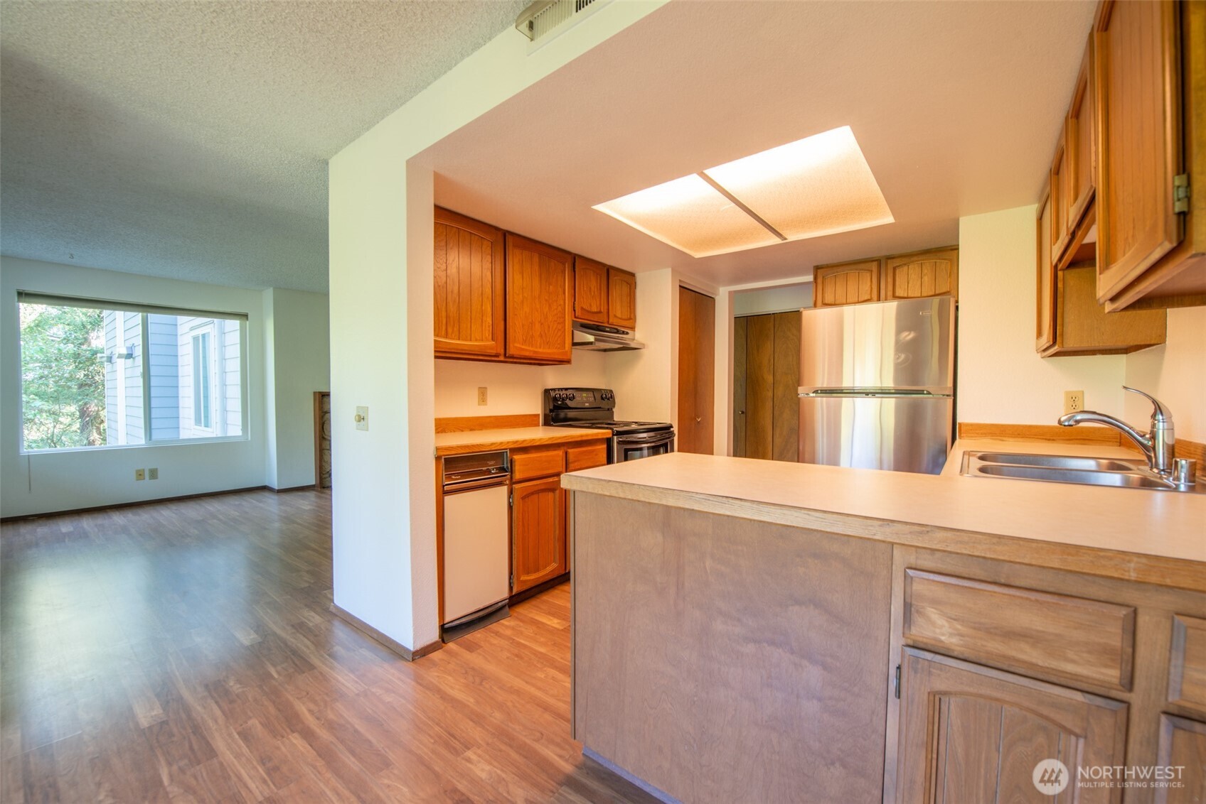 17417 Ashworth Avenue 303 Property Photo 6