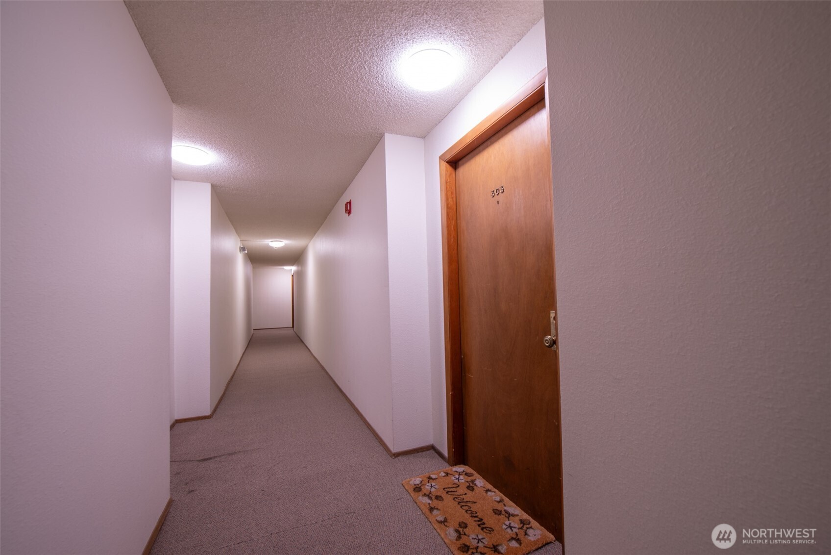 17417 Ashworth Avenue 303 Property Photo 21