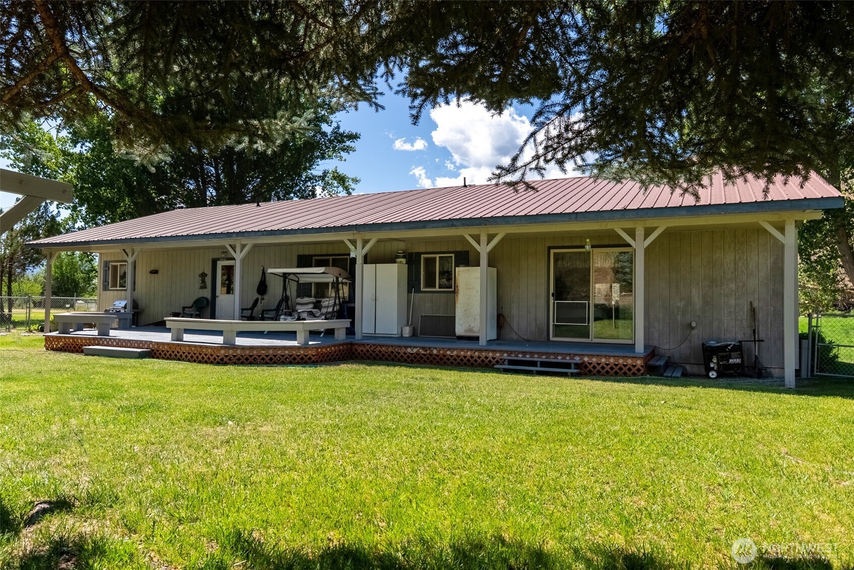 54 B Ross Road B Property Photo 4