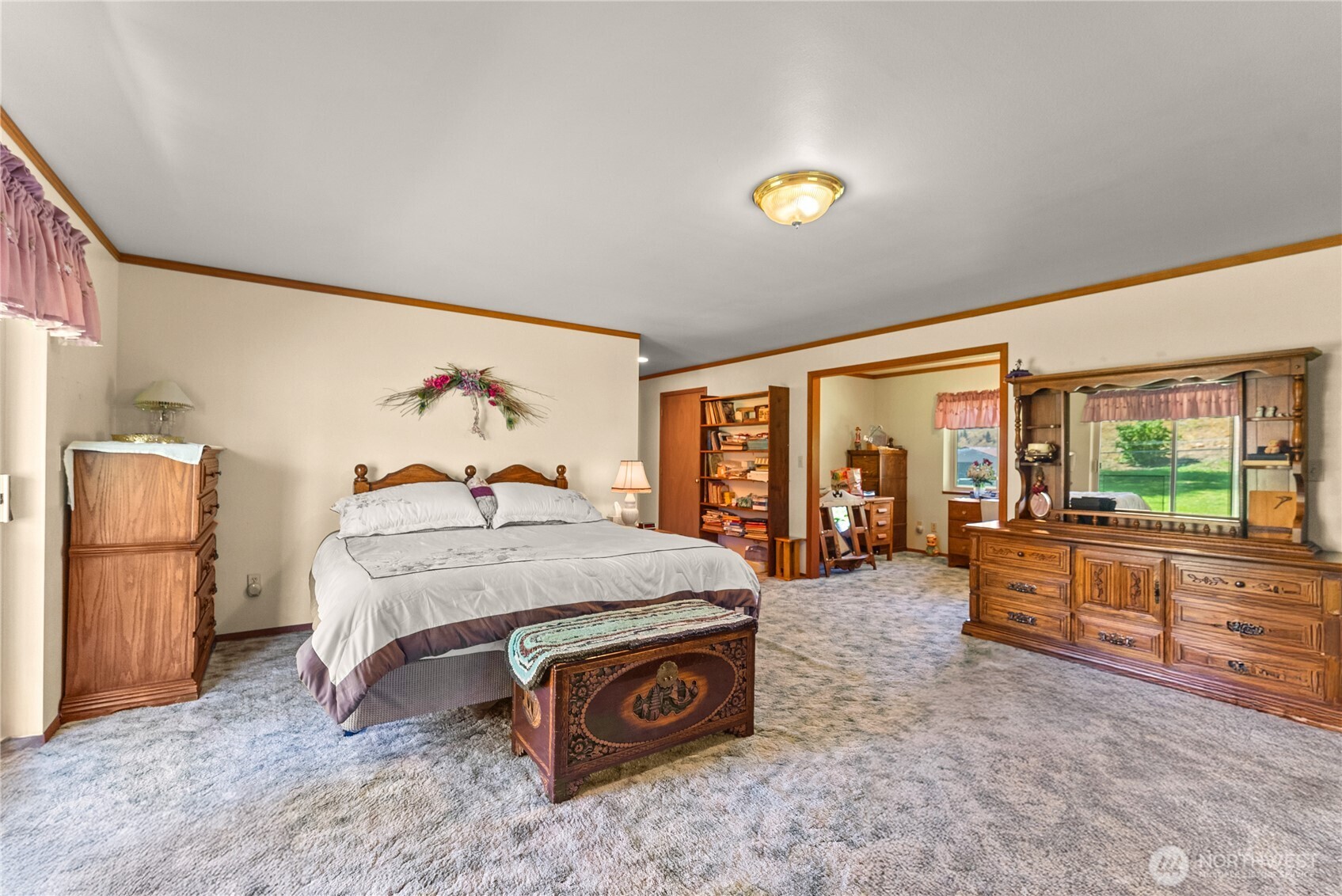 54 B Ross Road B Property Photo 14
