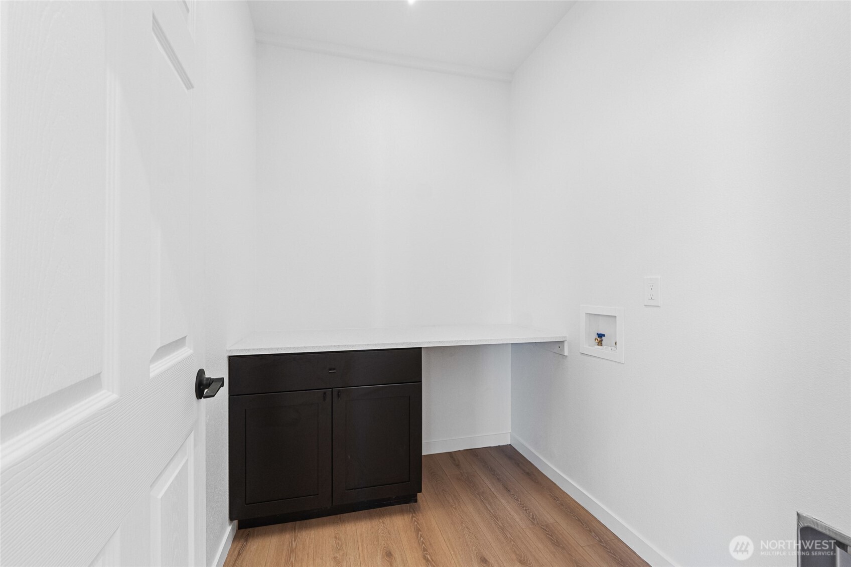 38265 Timber Lane Property Photo 13