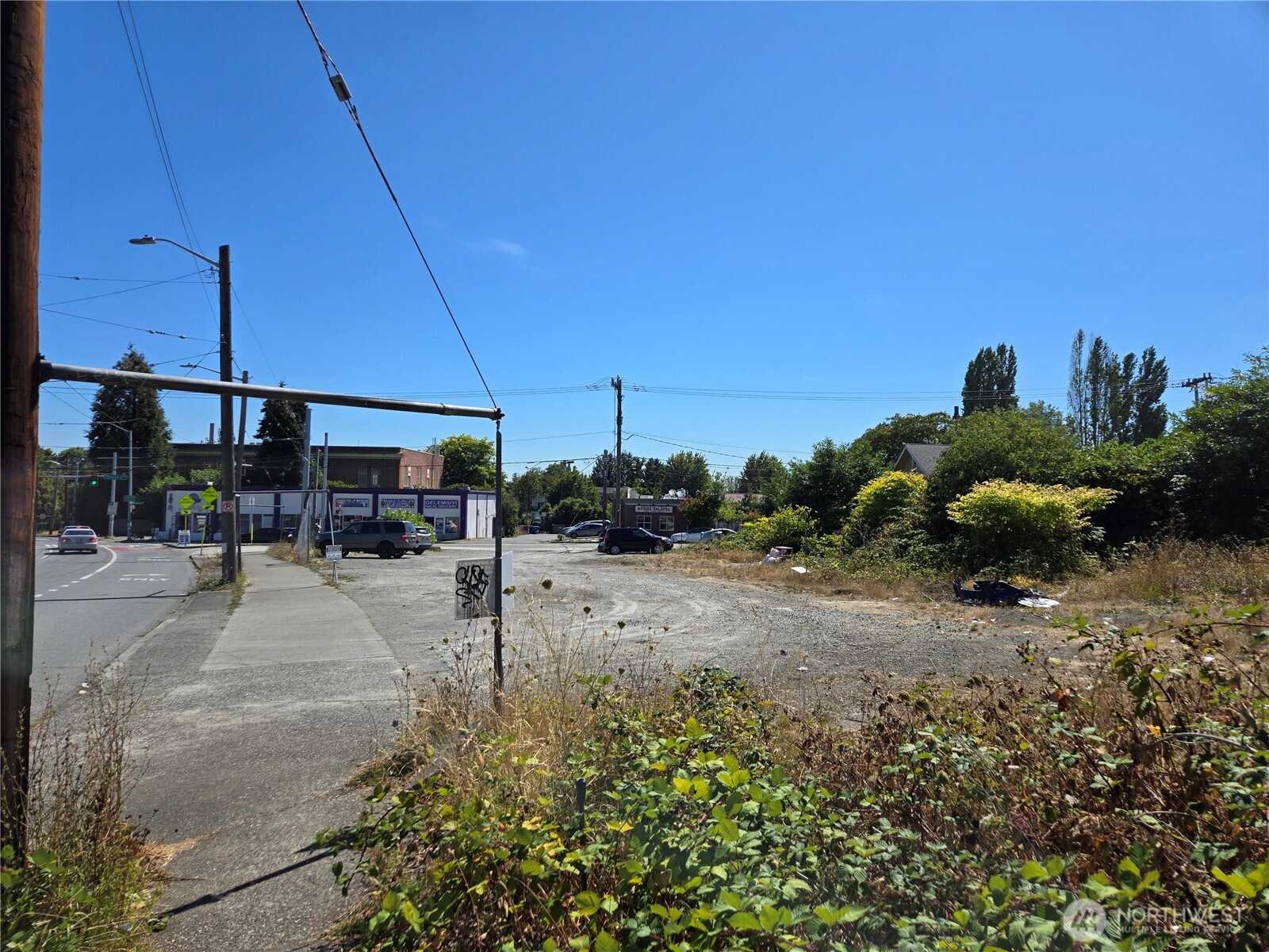 6211 Rainier Avenue Property Photo 14