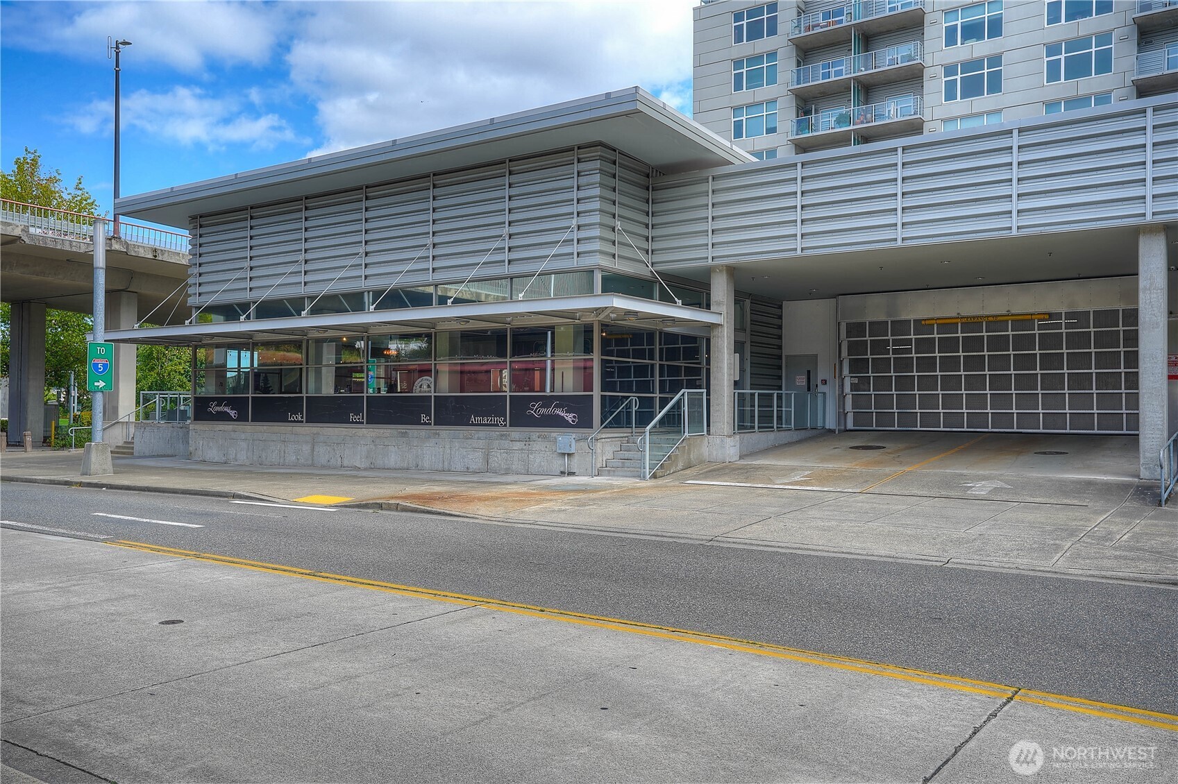 1515 Dock St Ste #2 Property Photo 3