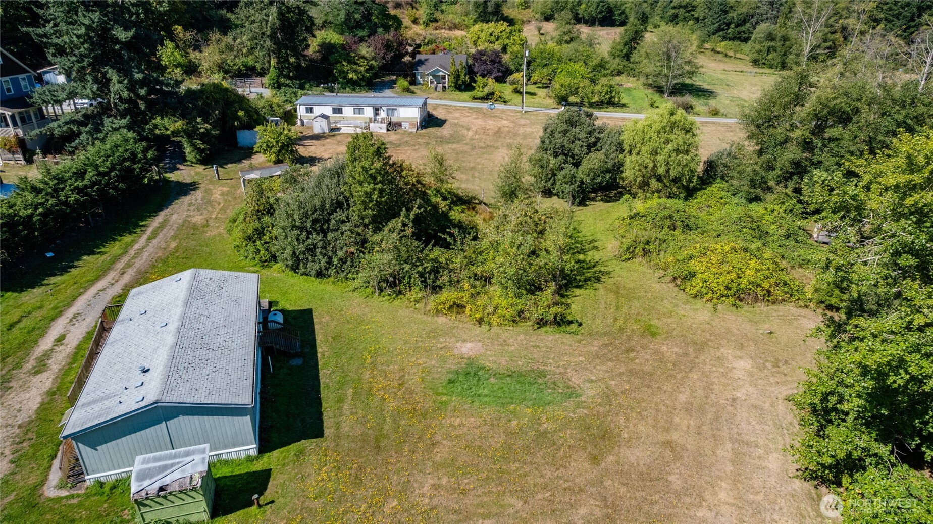 5824 Haddon Lane Property Photo 3