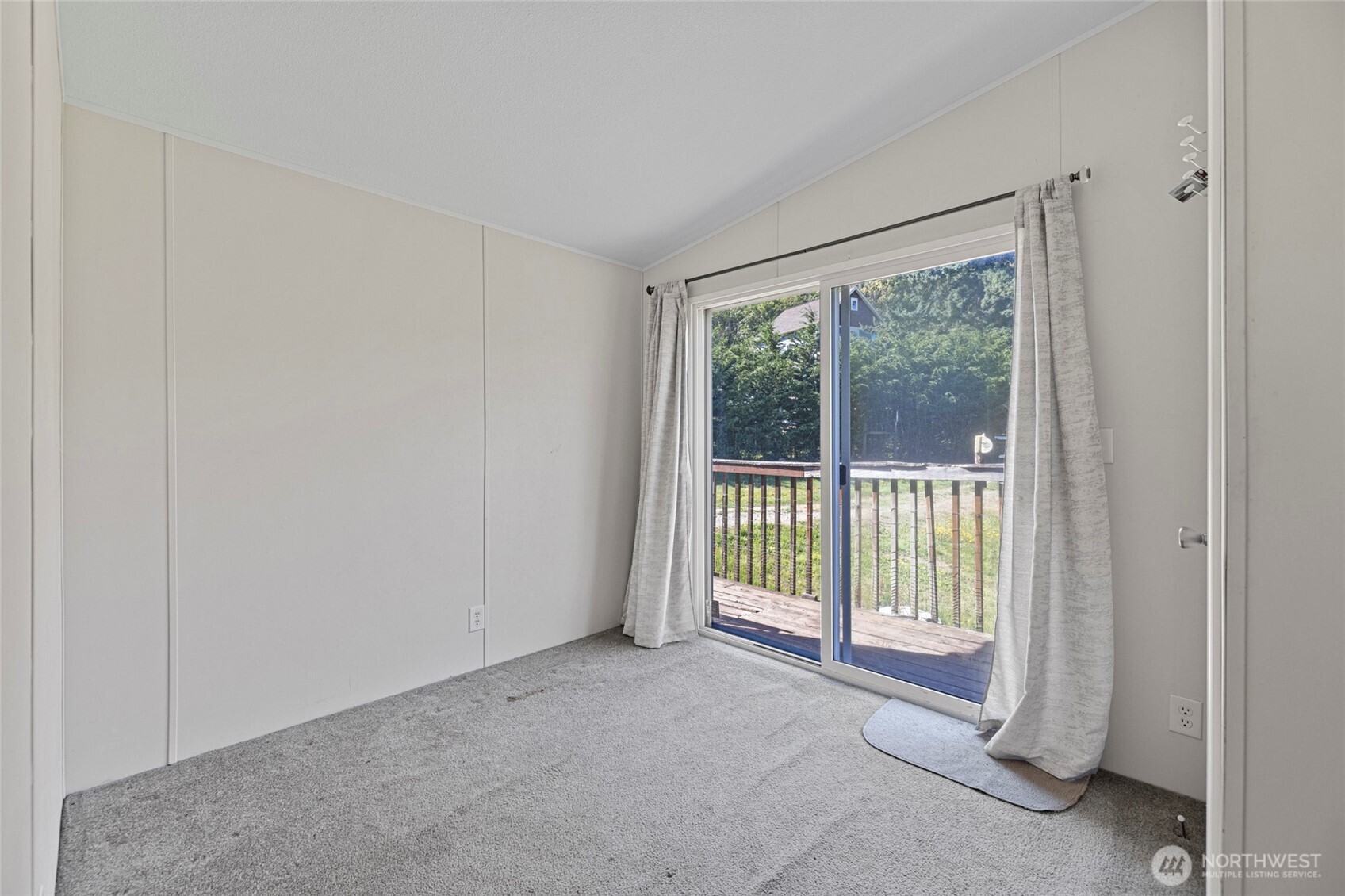 5824 Haddon Lane Property Photo 18