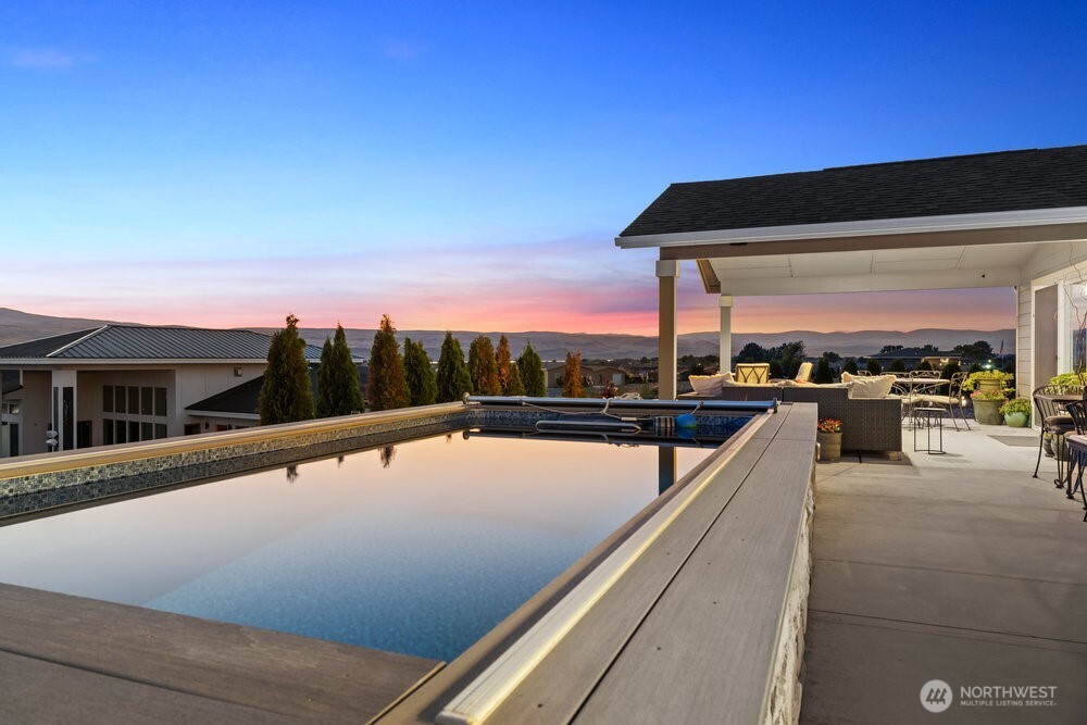 208 Sw Moon River View Property Photo 20