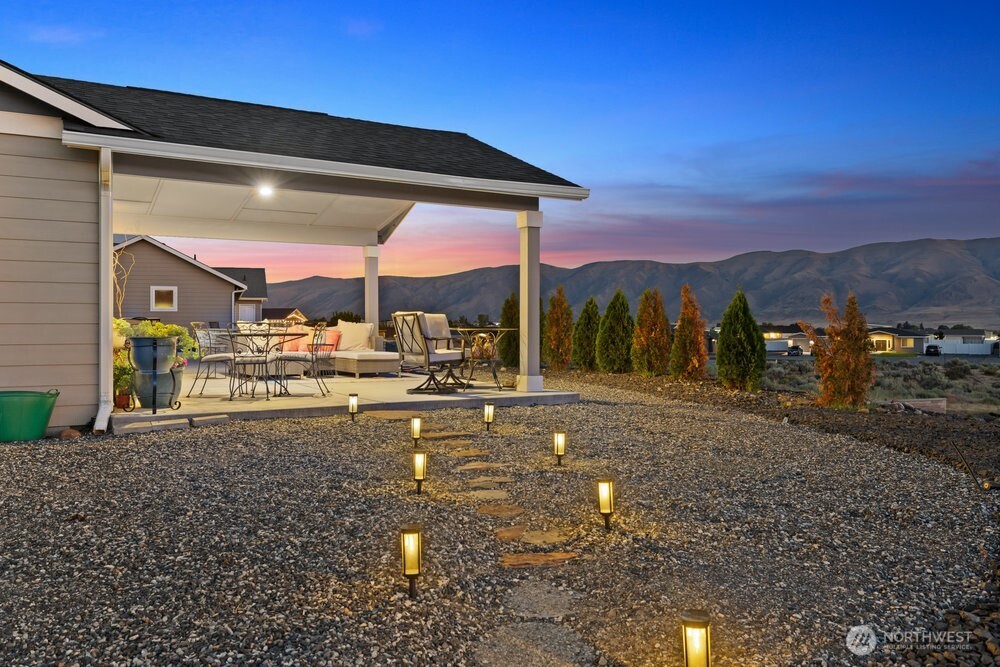 208 Sw Moon River View Property Photo 27