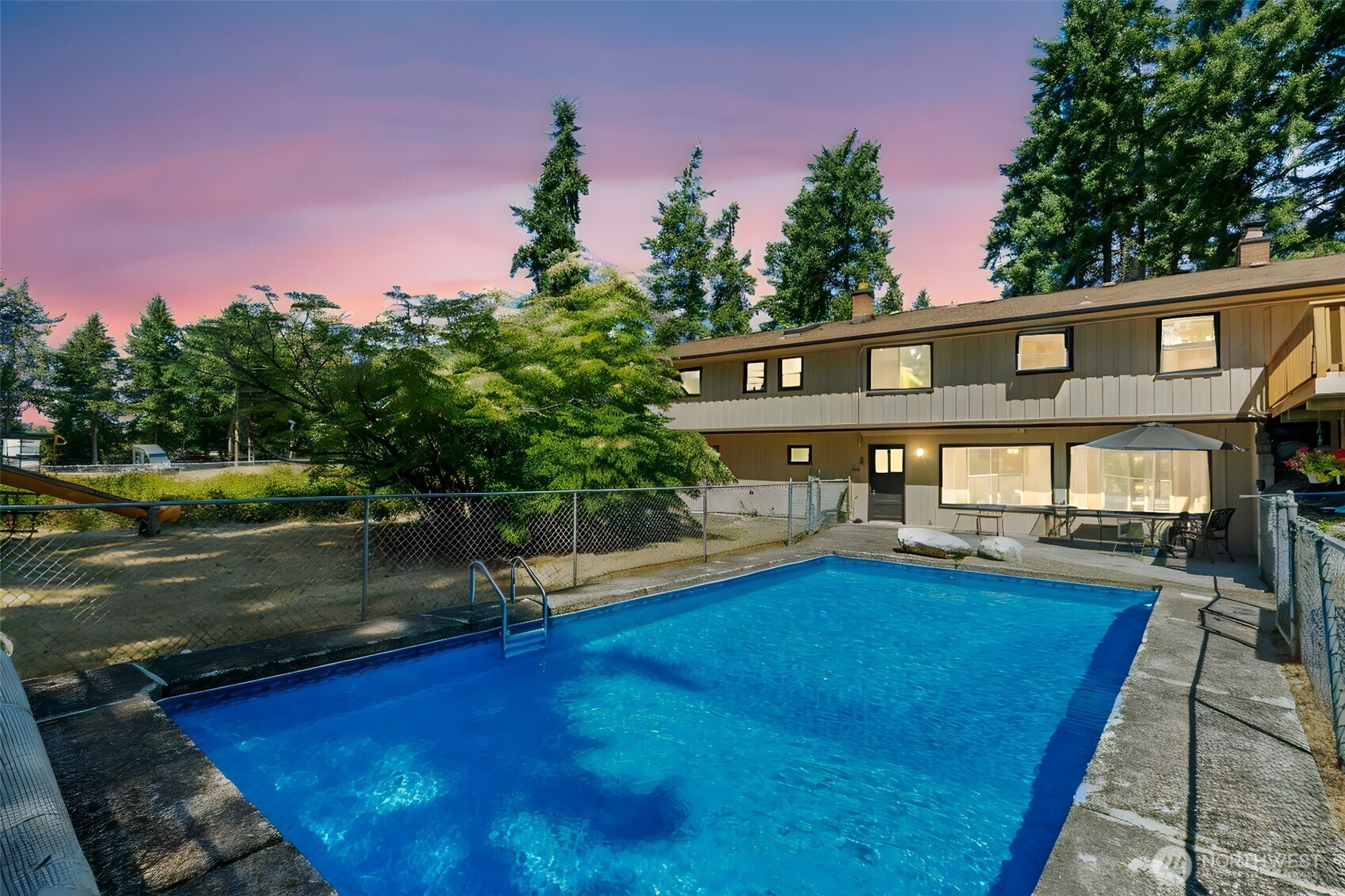 4803 Military Road Property Photo 1