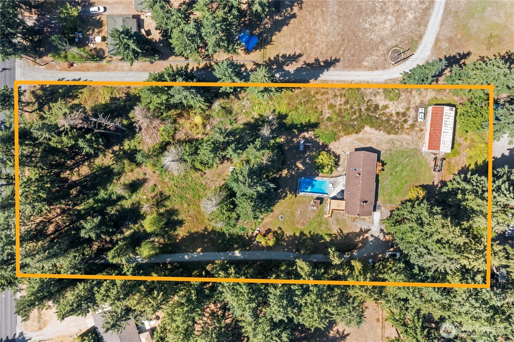 4803 Military Road Property Photo 3