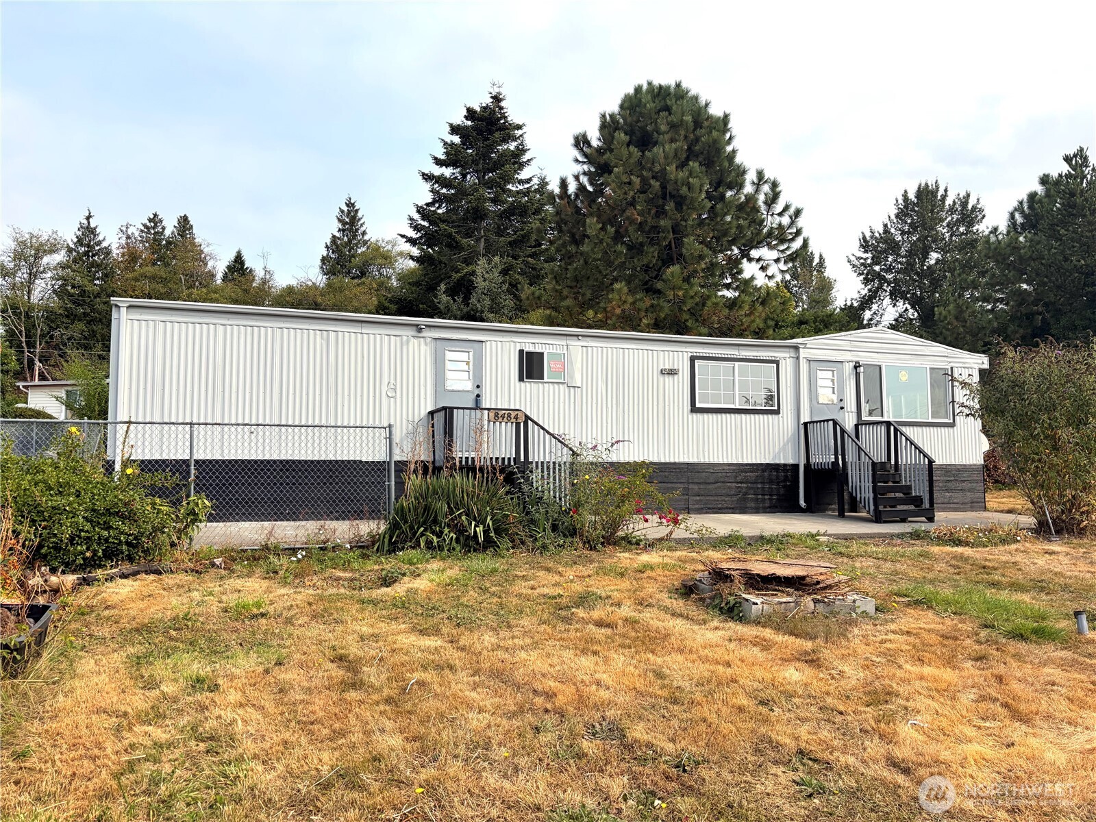 8484 Alder Way Property Photo 1
