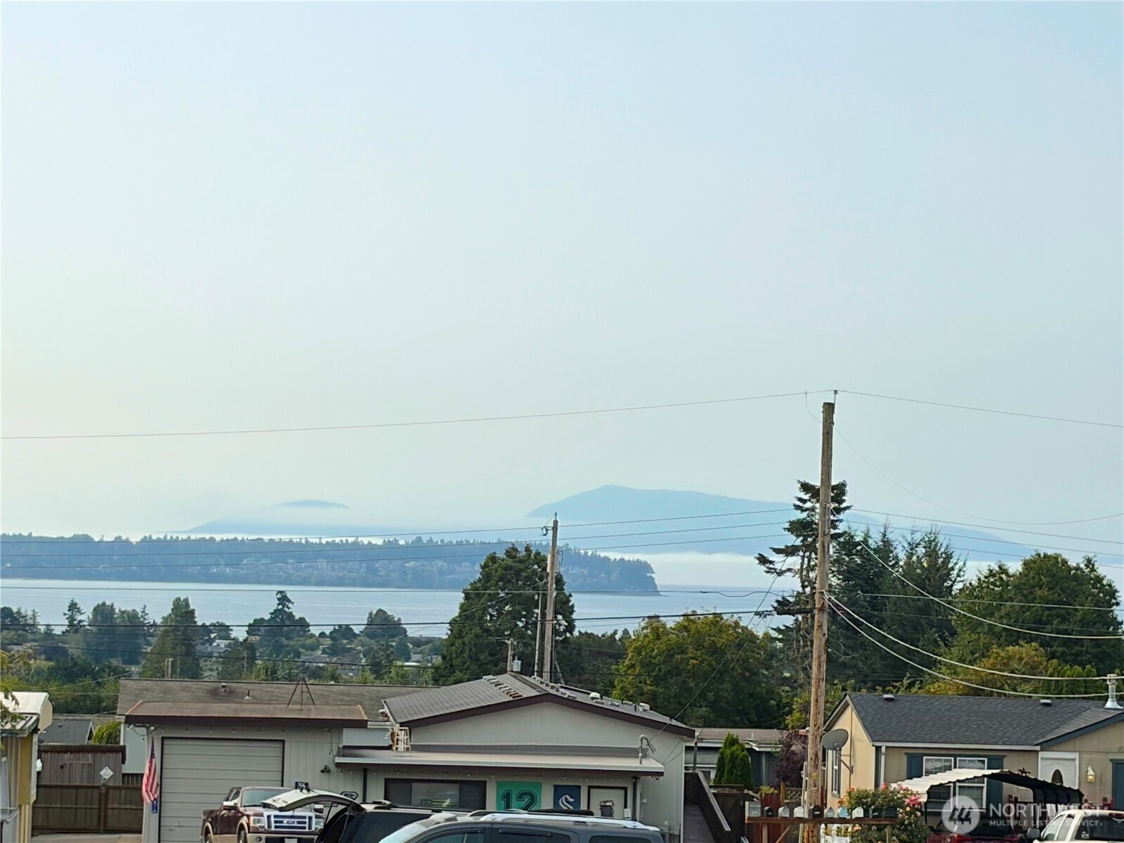 8484 Alder Way Property Photo 2