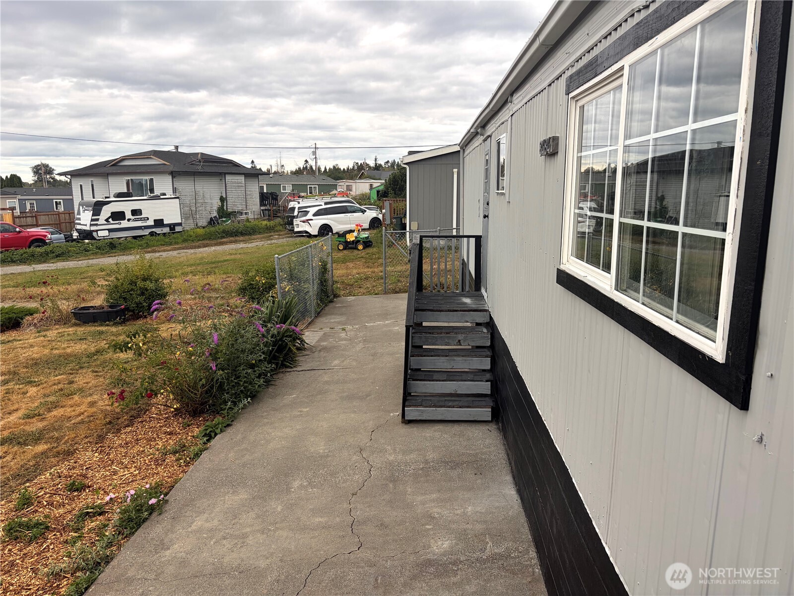 8484 Alder Way Property Photo 12