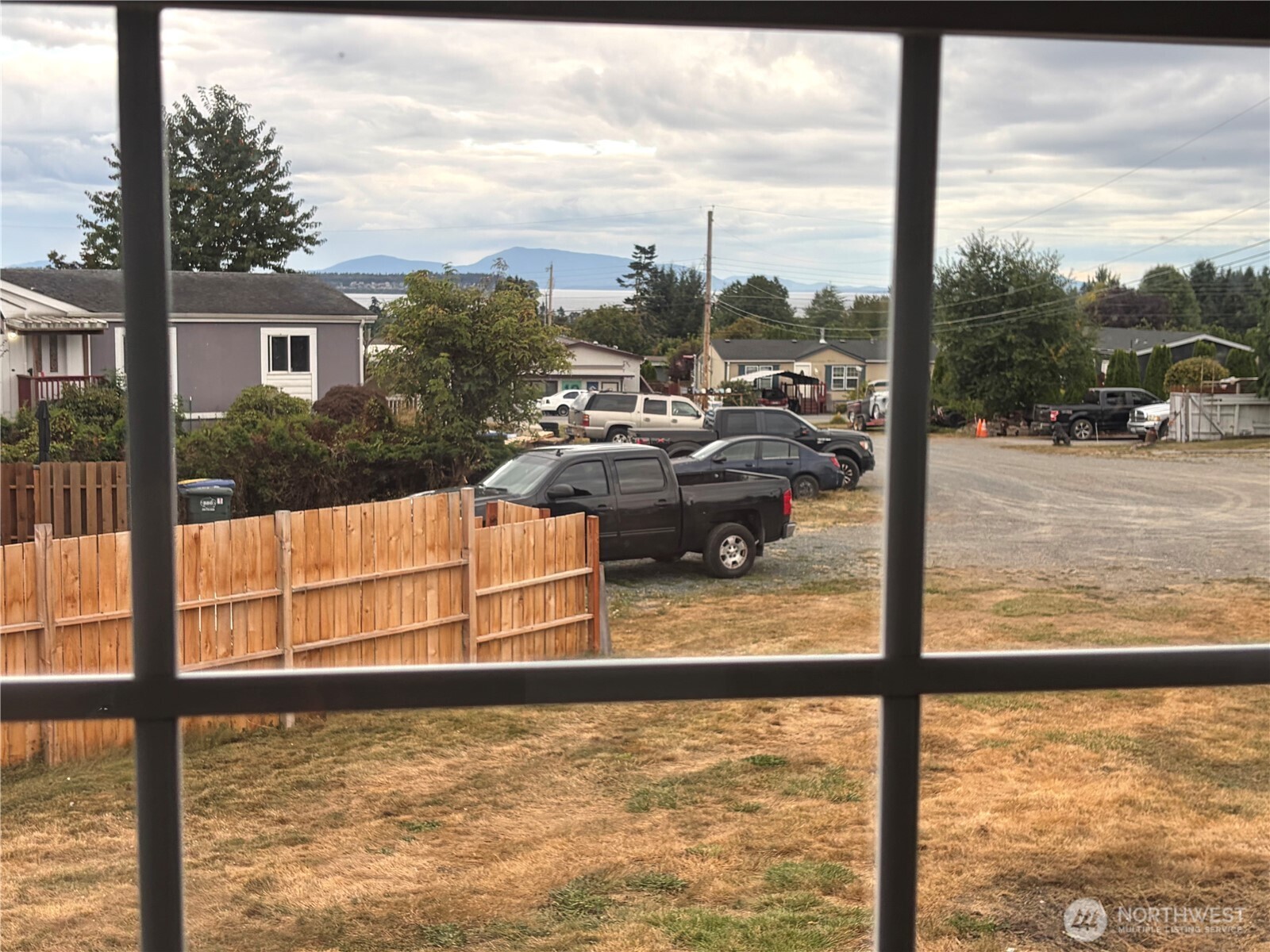 8484 Alder Way Property Photo 13