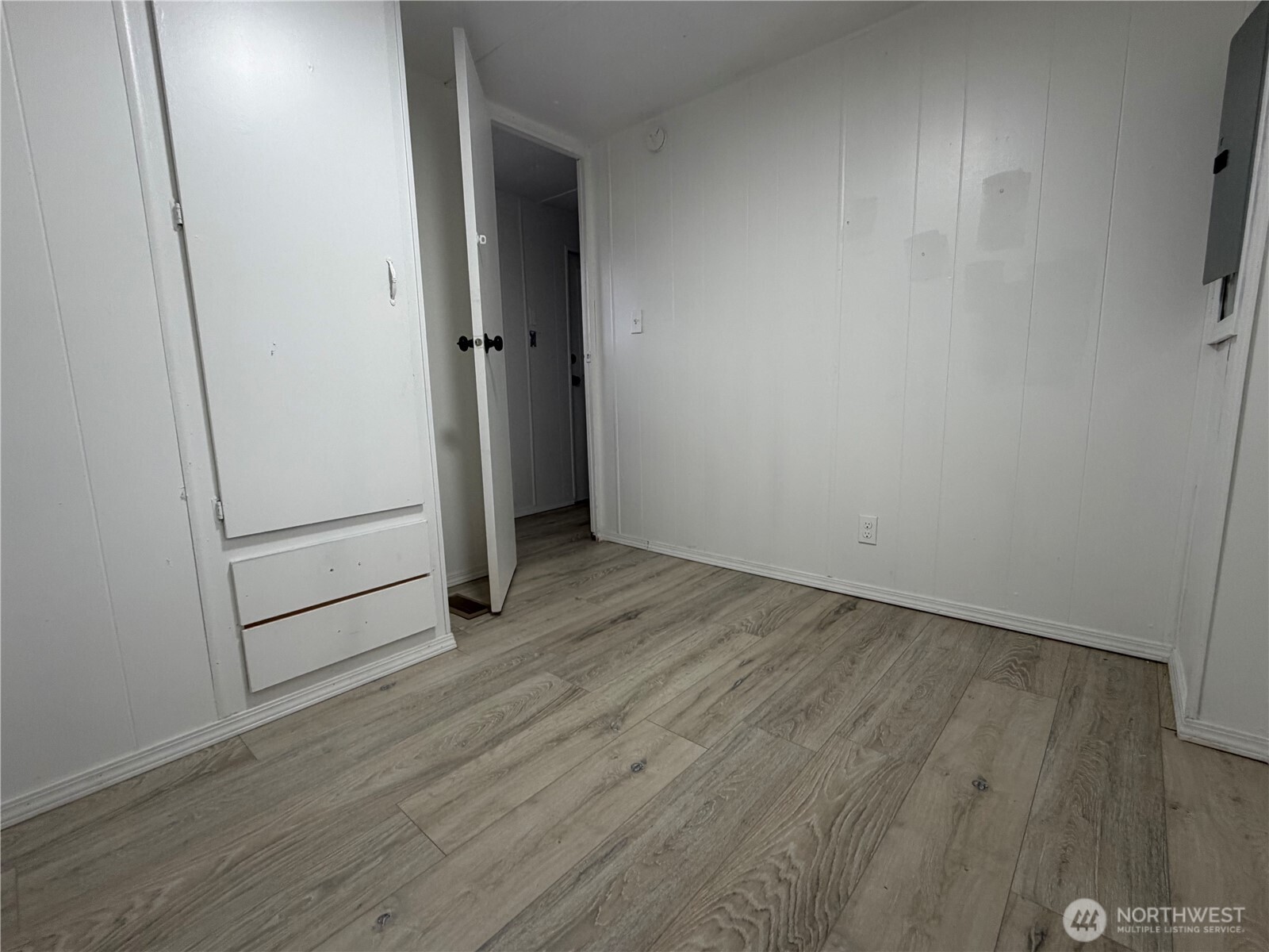 8484 Alder Way Property Photo 15