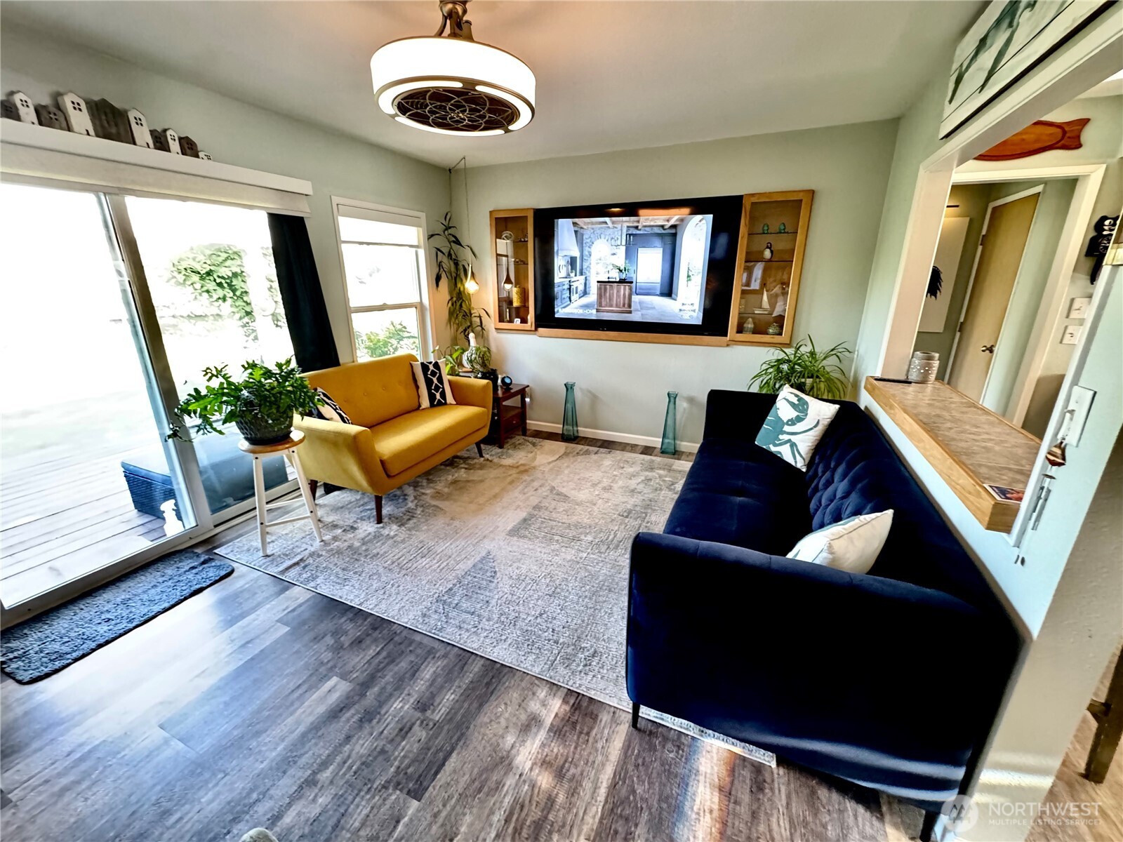 333 Canal Drive Property Photo 6