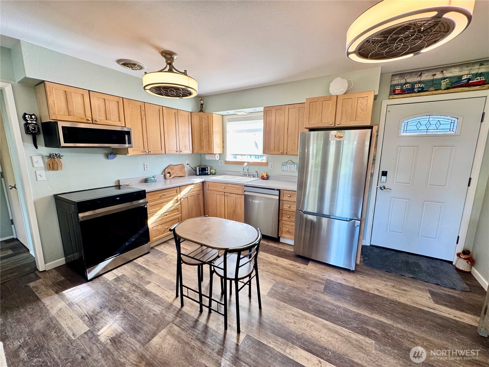 333 Canal Drive Property Photo 8