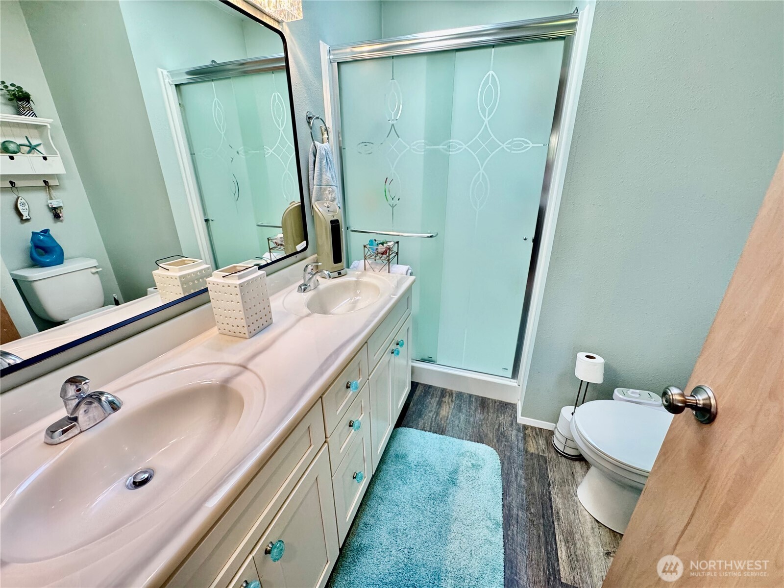 333 Canal Drive Property Photo 15