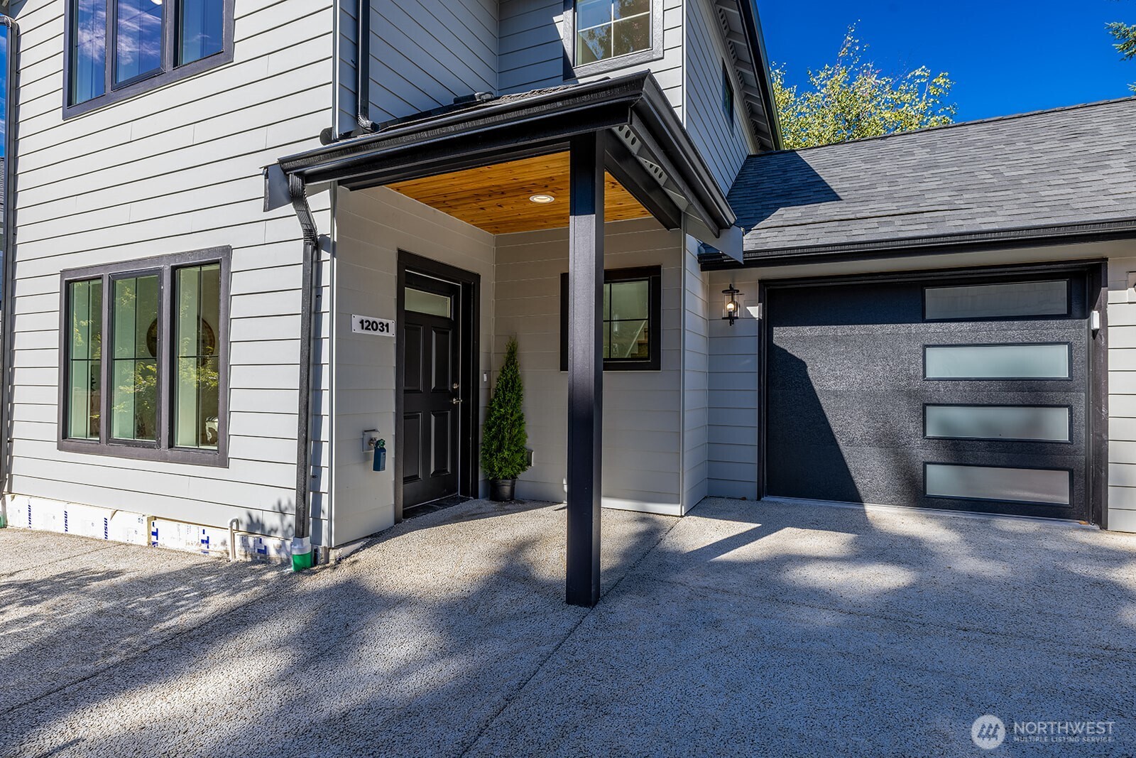 12031 40th Avenue B Property Photo 1