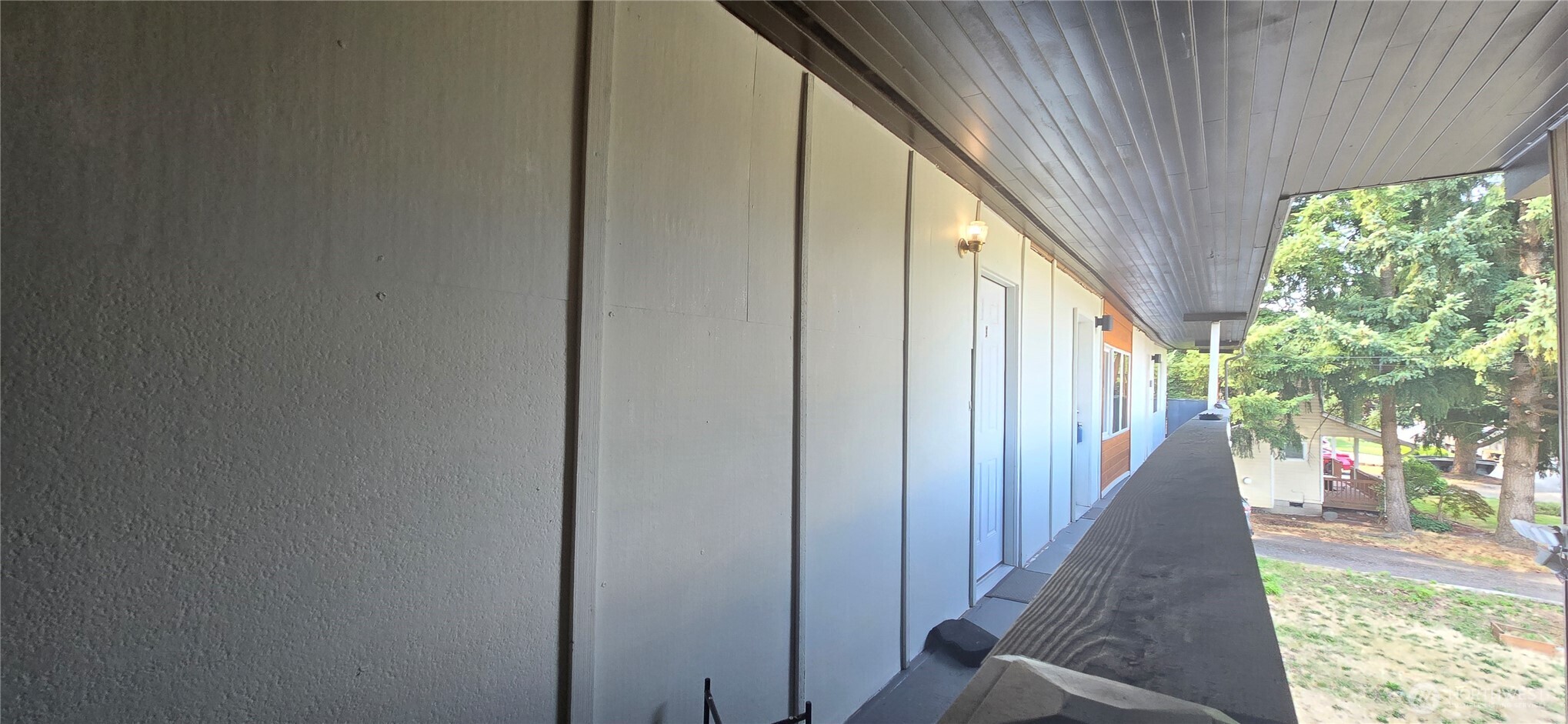 425 H Street Property Photo 2