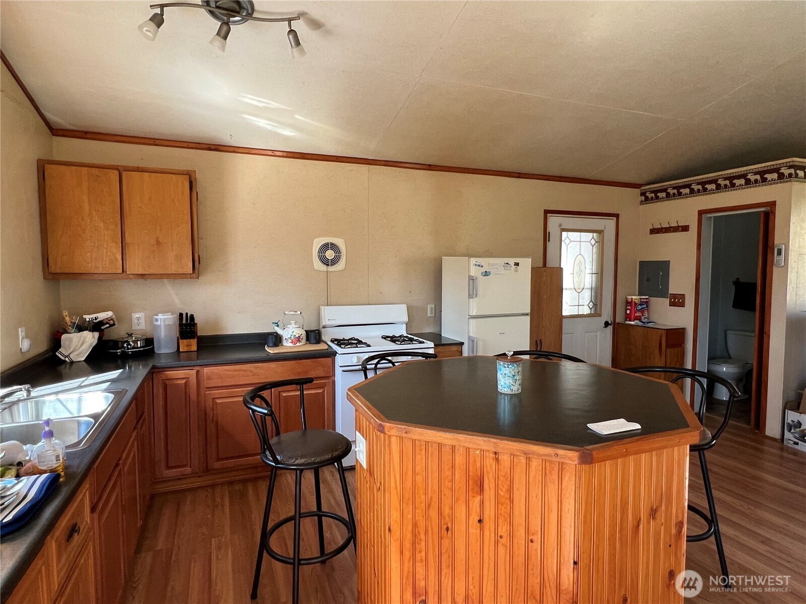 113 Eagles Bluff Road Property Photo 11