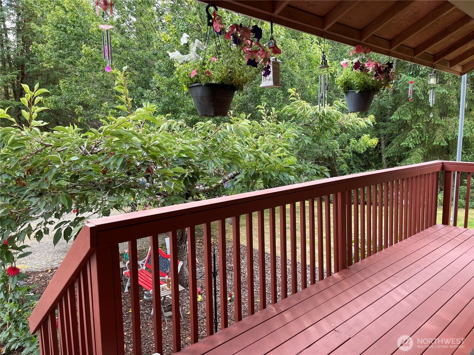 593 Prospect Avenue Property Photo 3