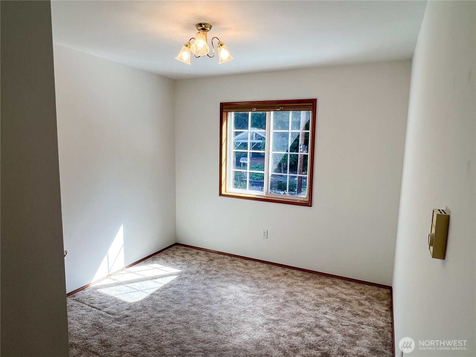 593 Prospect Avenue Property Photo 20