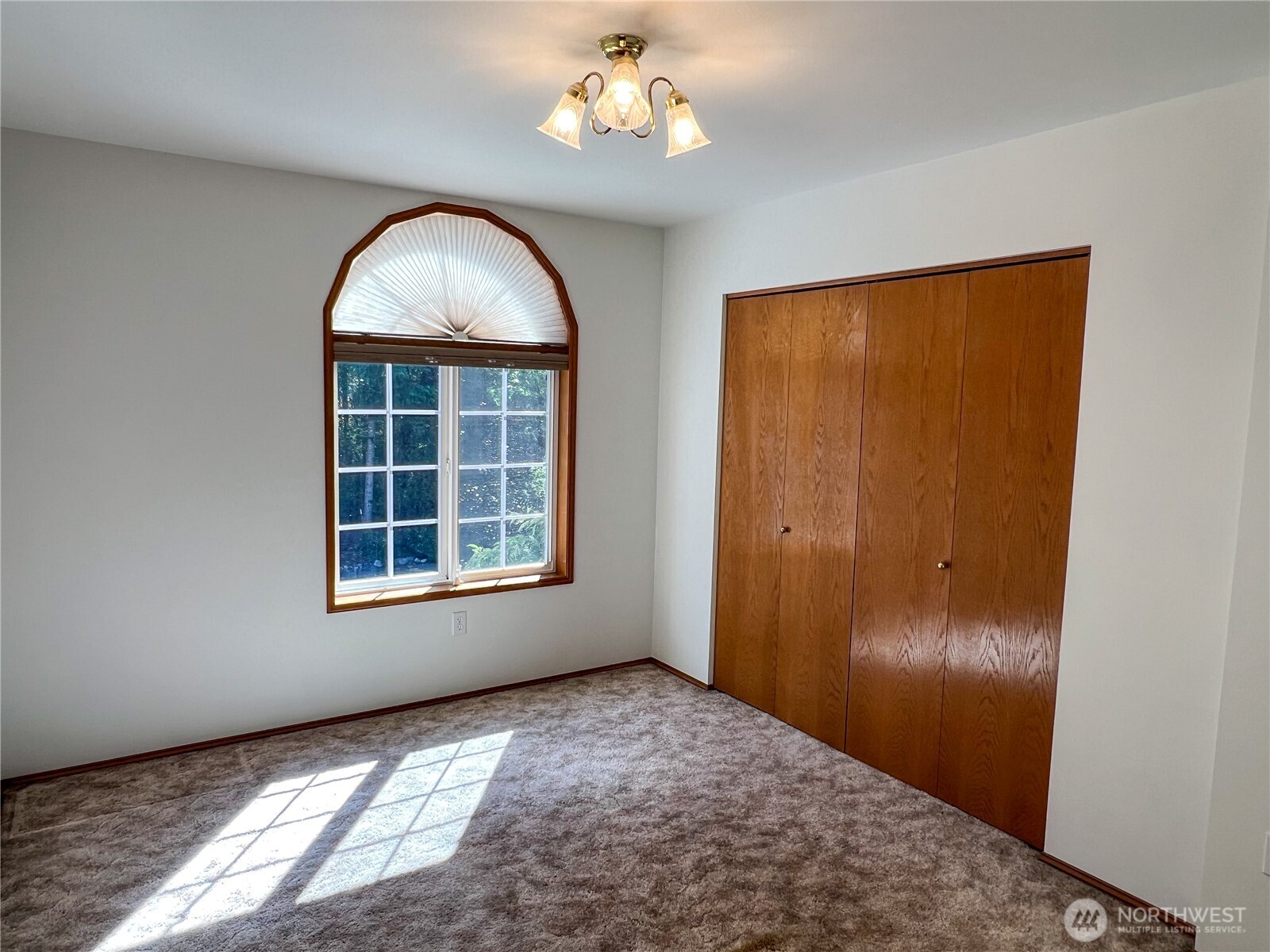 593 Prospect Avenue Property Photo 23