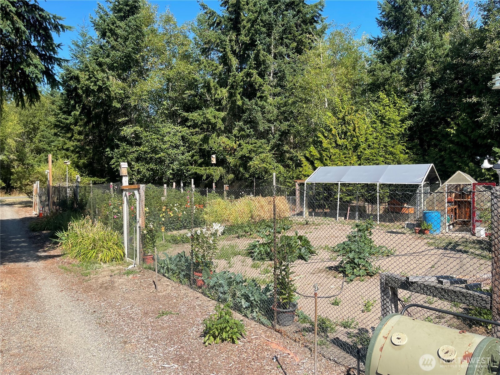 593 Prospect Avenue Property Photo 34