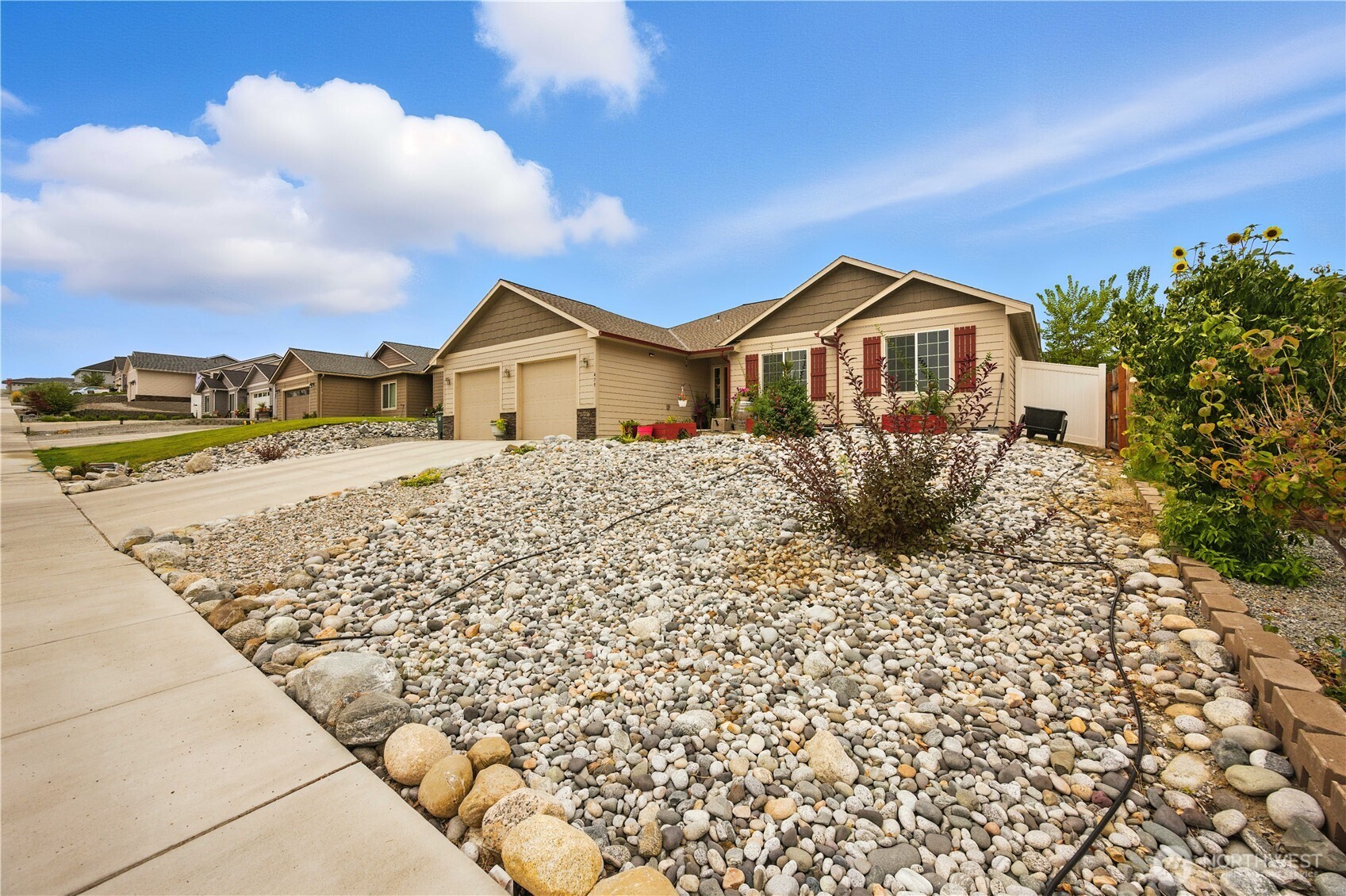 479 Spring View Place Property Photo 1