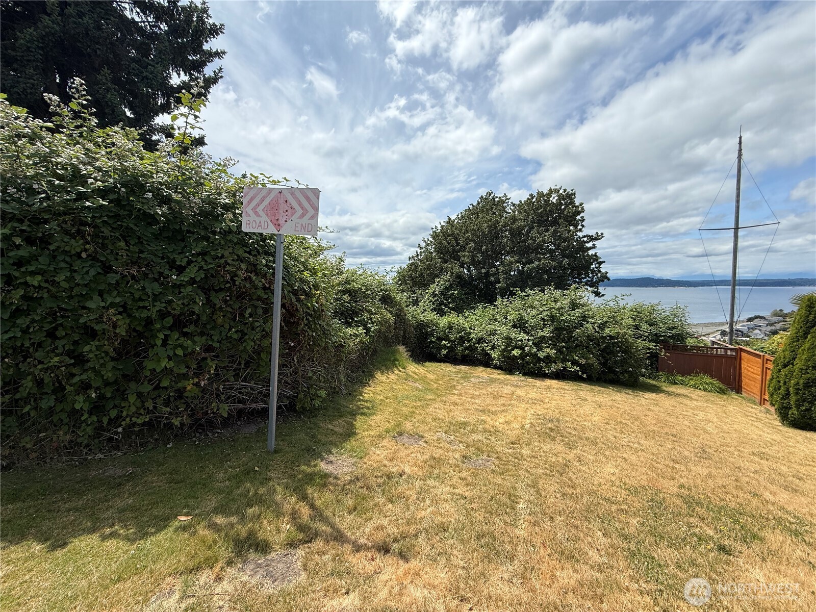 37 Xx 59th Avenue Property Photo 2