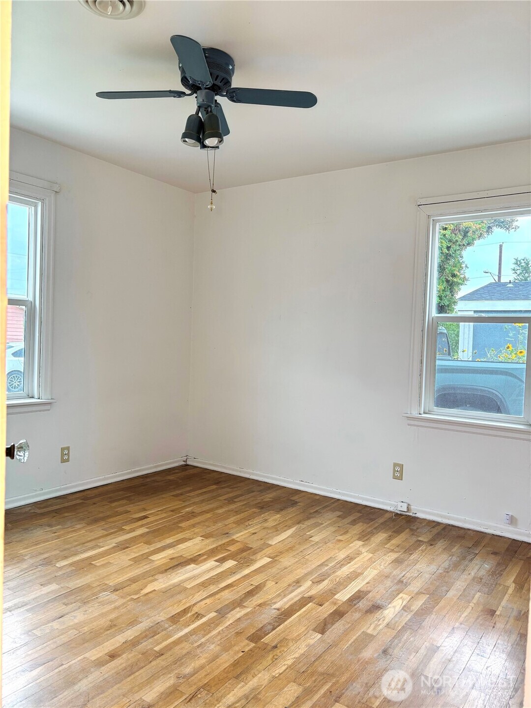 2207 W Spruce Street Property Photo 15