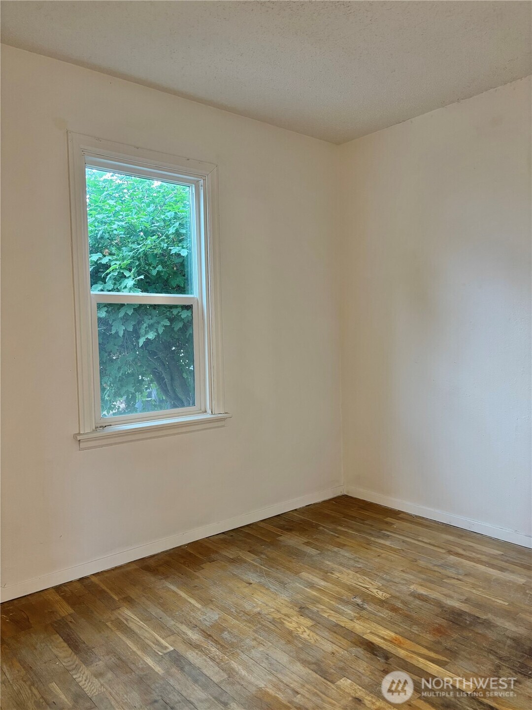 2207 W Spruce Street Property Photo 16