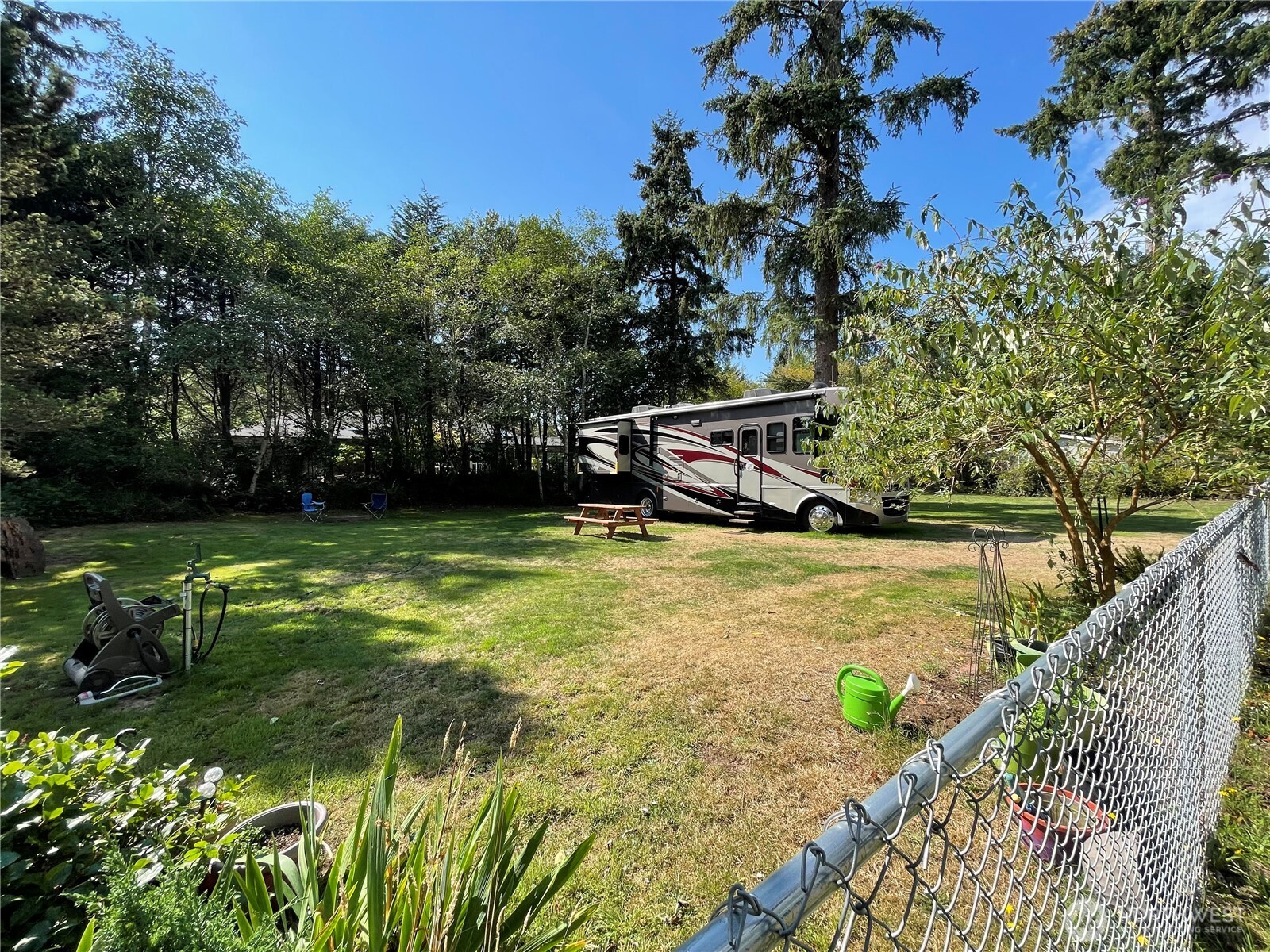 783 Evergreen Avenue Property Photo 2