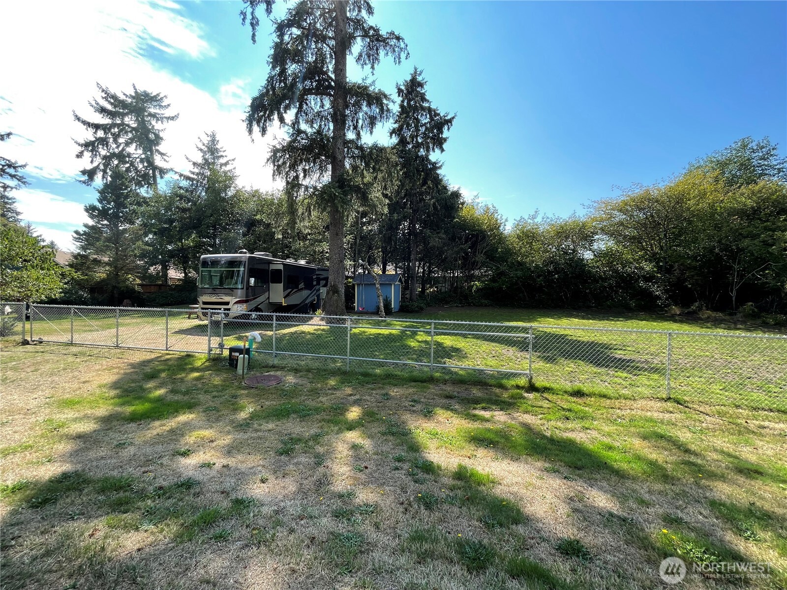 783 Evergreen Avenue Property Photo 8
