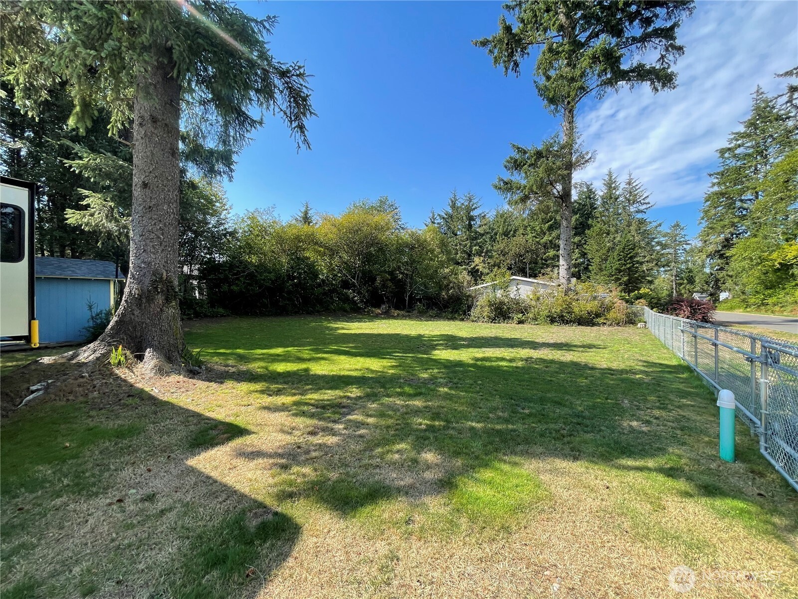 783 Evergreen Avenue Property Photo 14