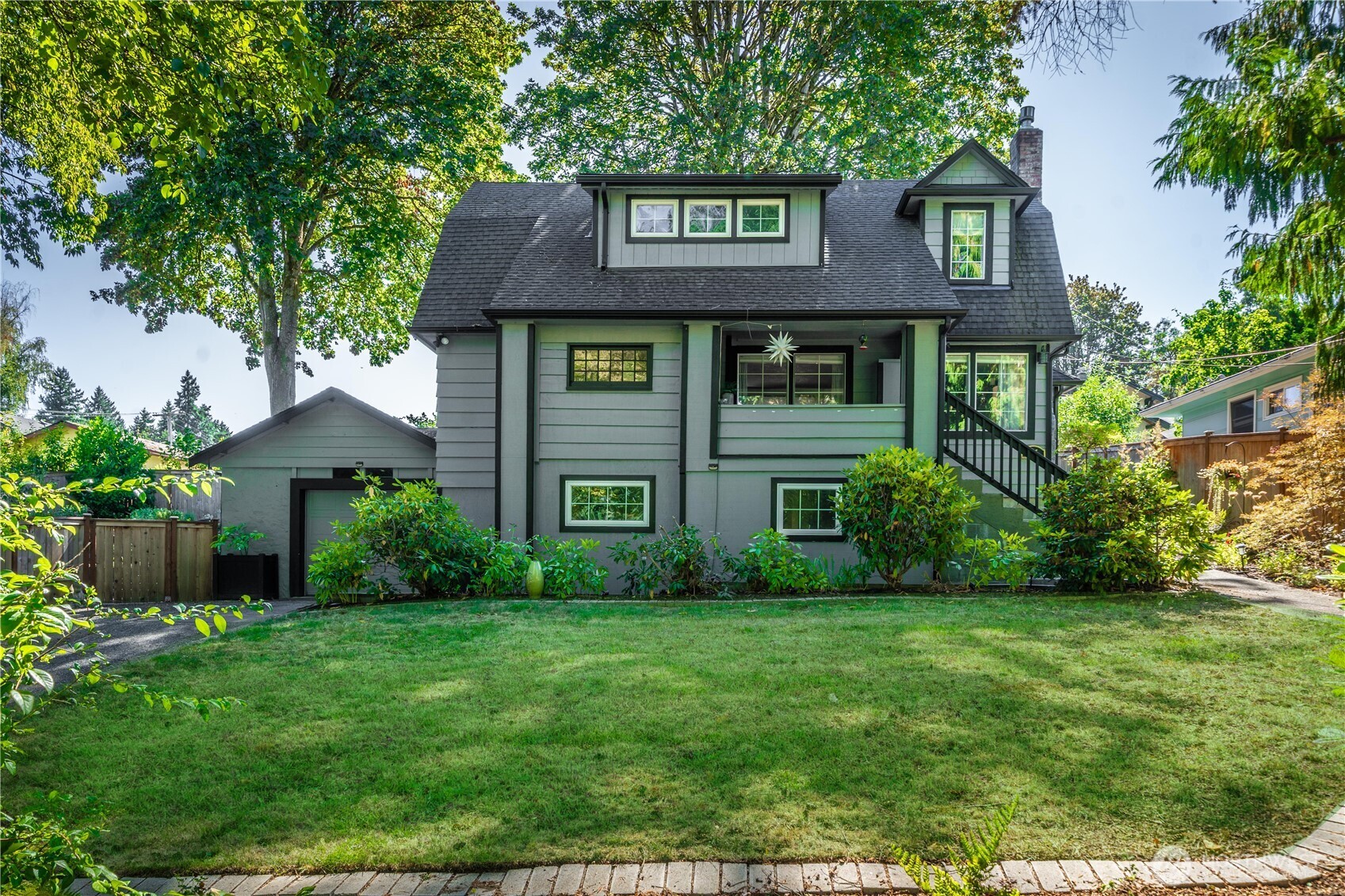 415 Maple Park Avenue Property Photo 1