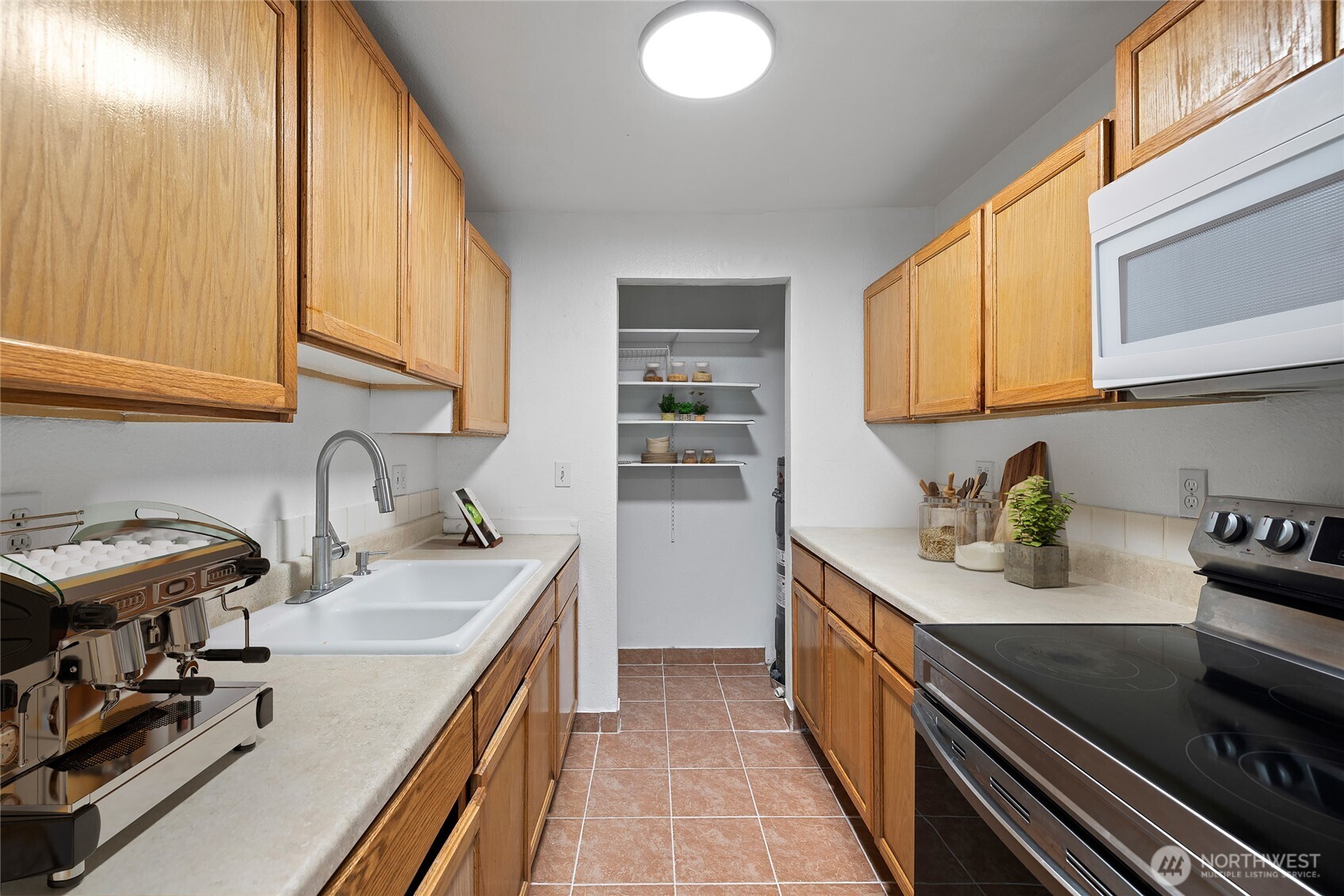 15280 Macadam Road E-101 Property Photo 13