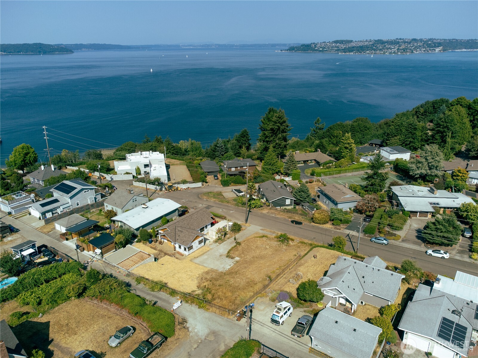 4636 N Gove Street Property Photo 1